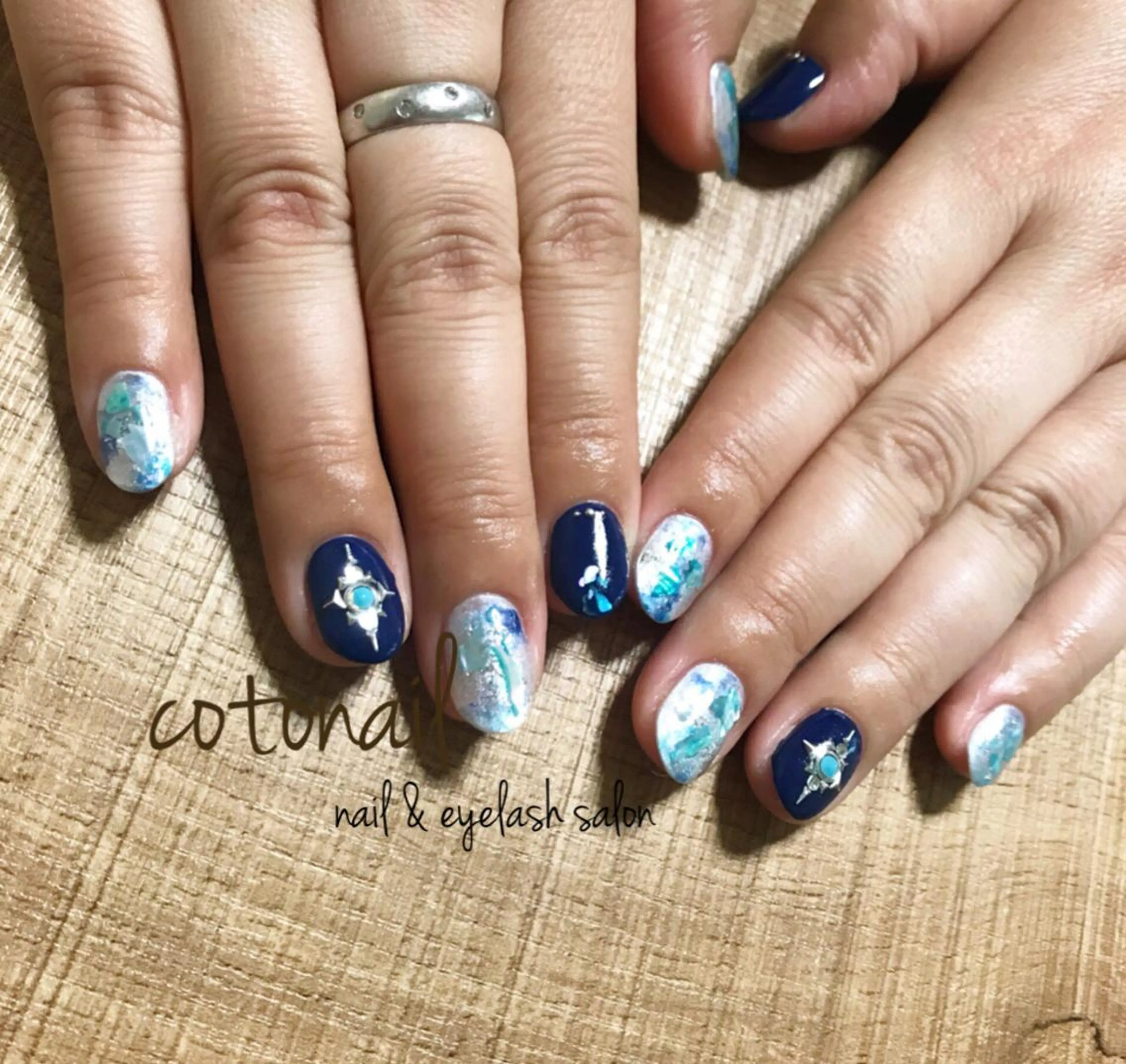 セミロング ネイル アートネイル ハンドネイル ツメトマツゲ .のネイルデザイン