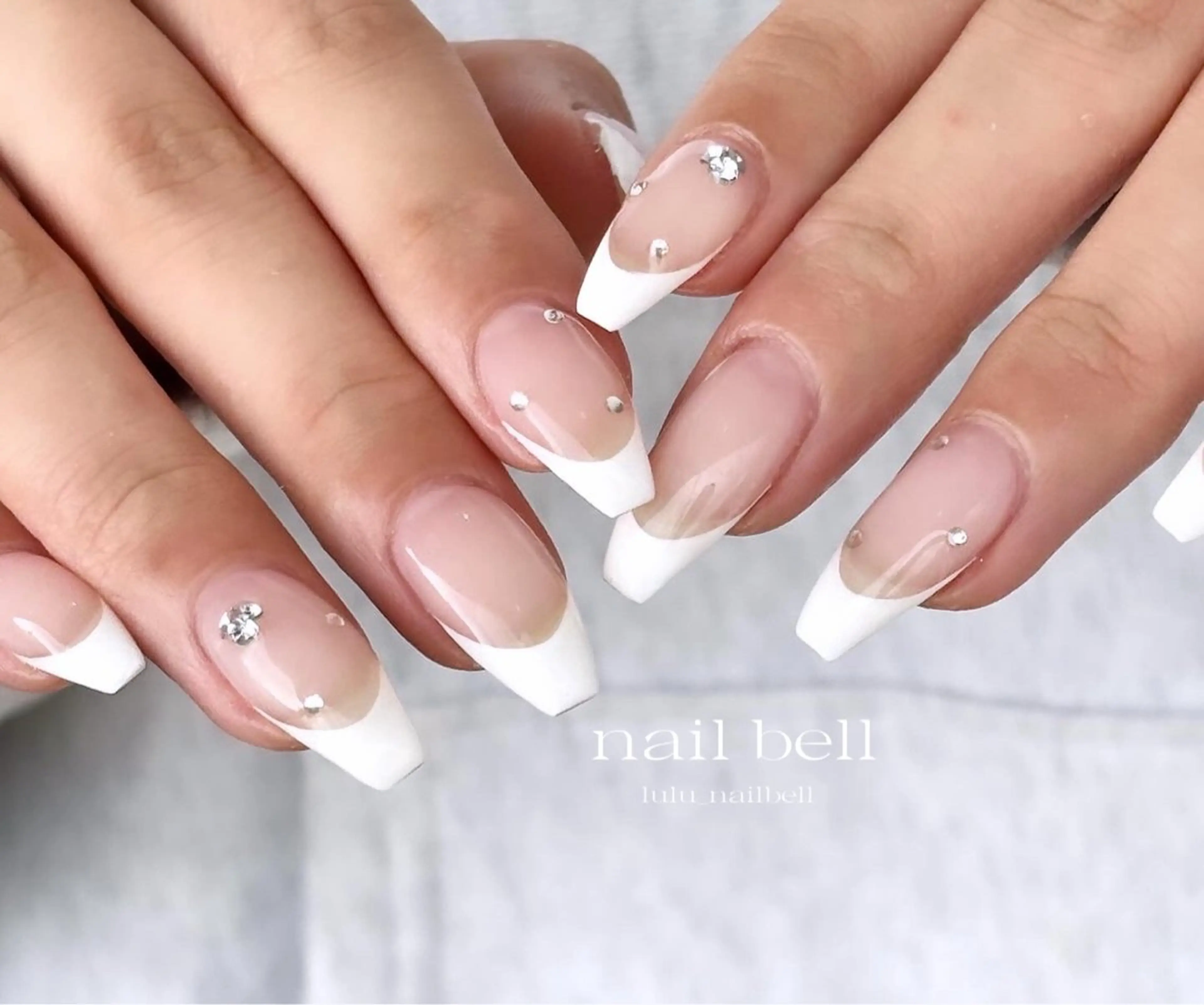 ネイル ハンドネイル 大人可愛いネイル🎗 Hinaのネイルデザイン