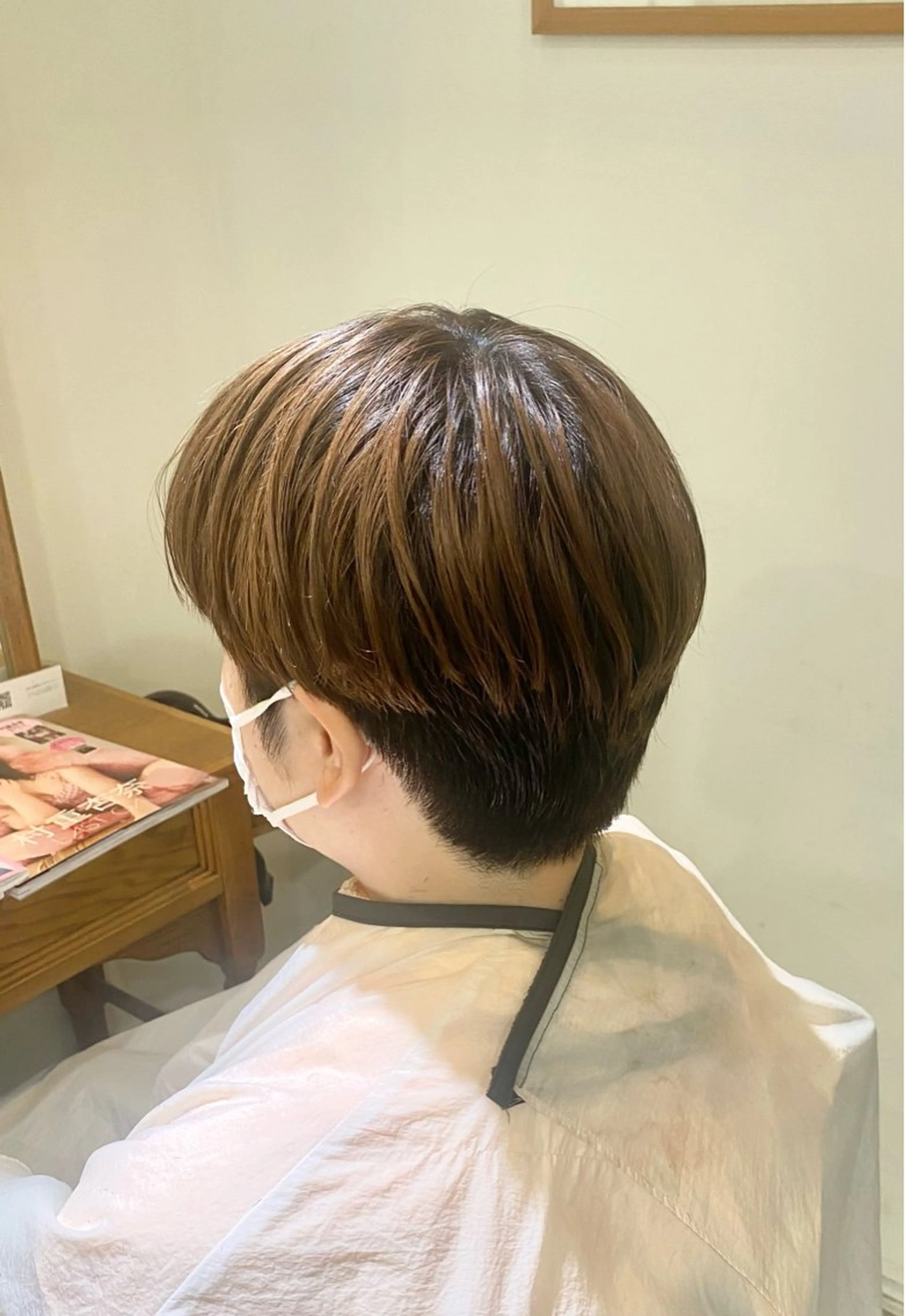 ショート ハンサムショート ショートヘア カット LiC えりのヘアスタイル