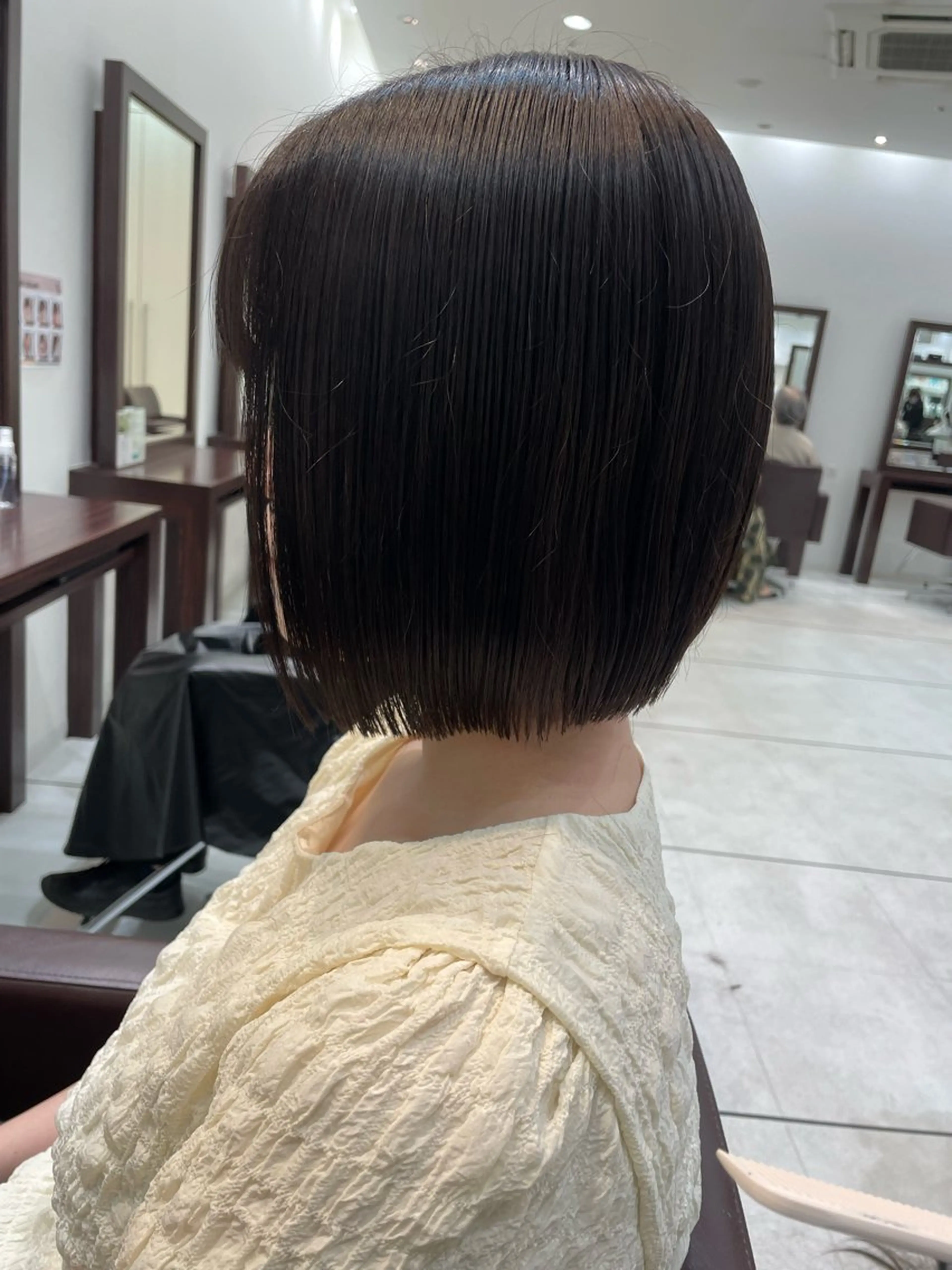 ショート 切りっぱなしボブ ボブ TAYA千葉そごう店所属・【千葉駅南口歩1分】 MAKAのヘアスタイル