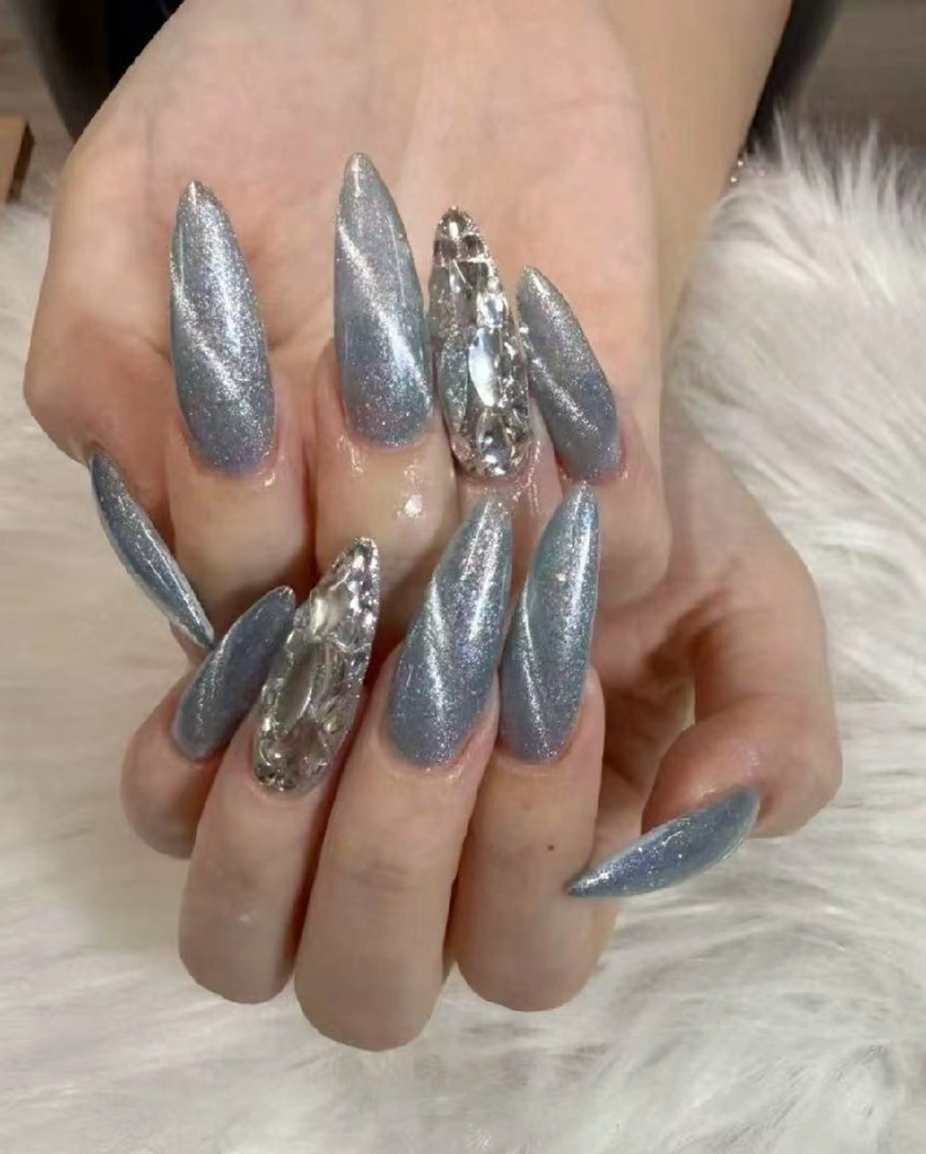 ネイル マグネットネイル 持ち込み オフィスネイル シンプルネイル ワンホンネイル ハンドネイル 佐田 美香のネイルデザイン