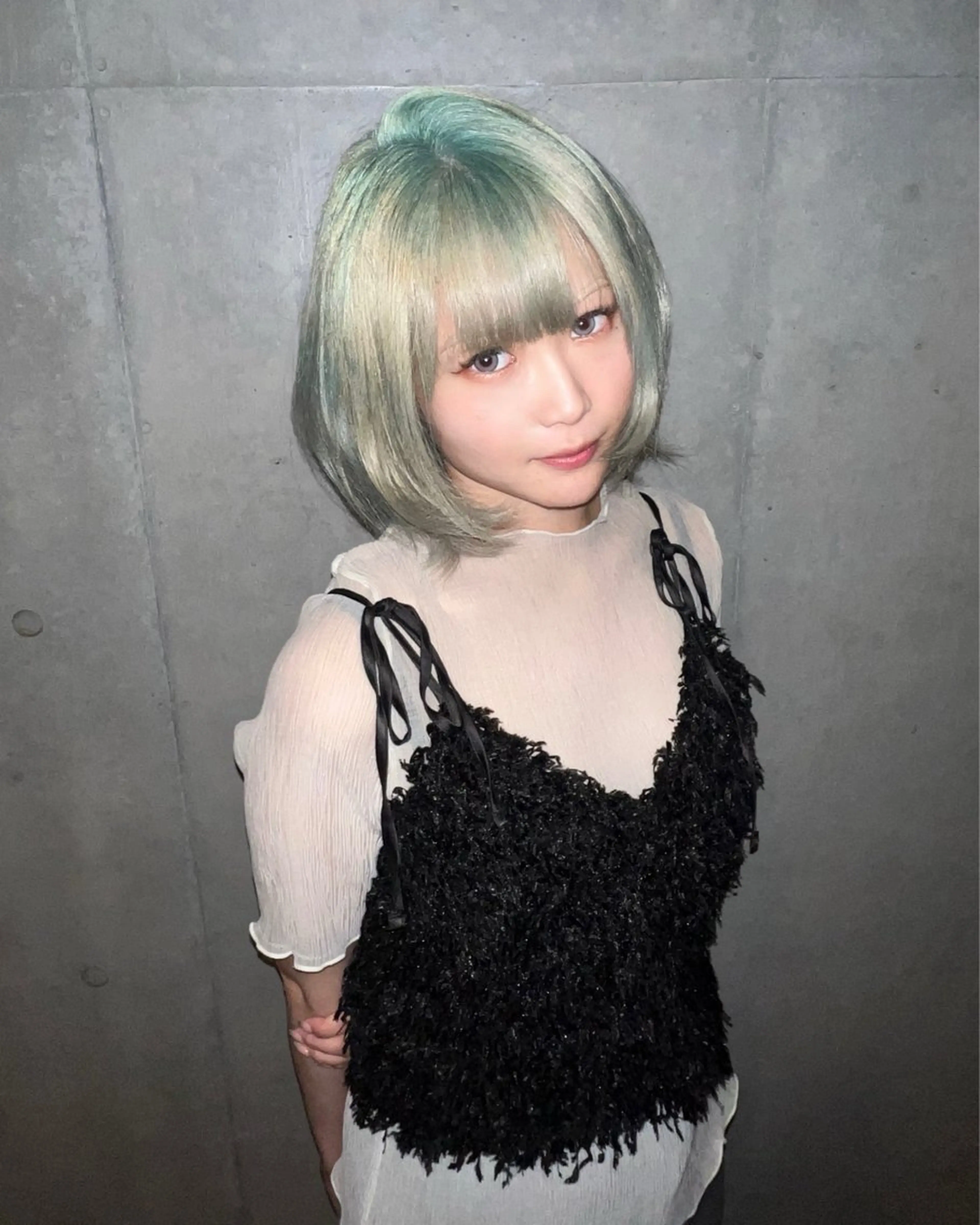 ミディアム カラー ミディアムパーマ ブリーチ 透明感カラー ハイトーンカラー ミント ヘアカラー トリートメント RYOTA /GARTE髪質改善のヘアスタイル
