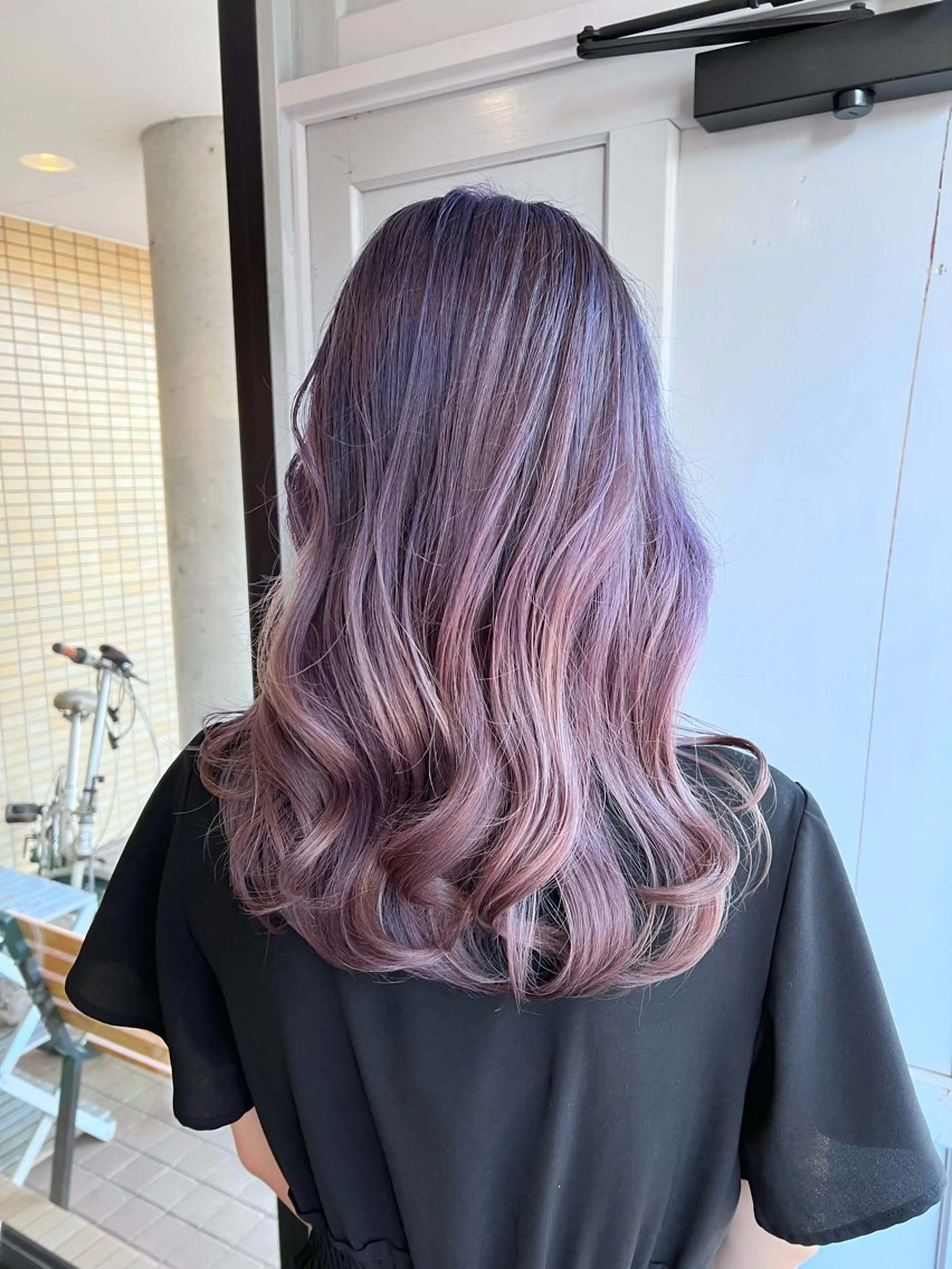 ロング カラー パープルカラー ヘアカラー トリートメント ツキダテ ユイのヘアスタイル