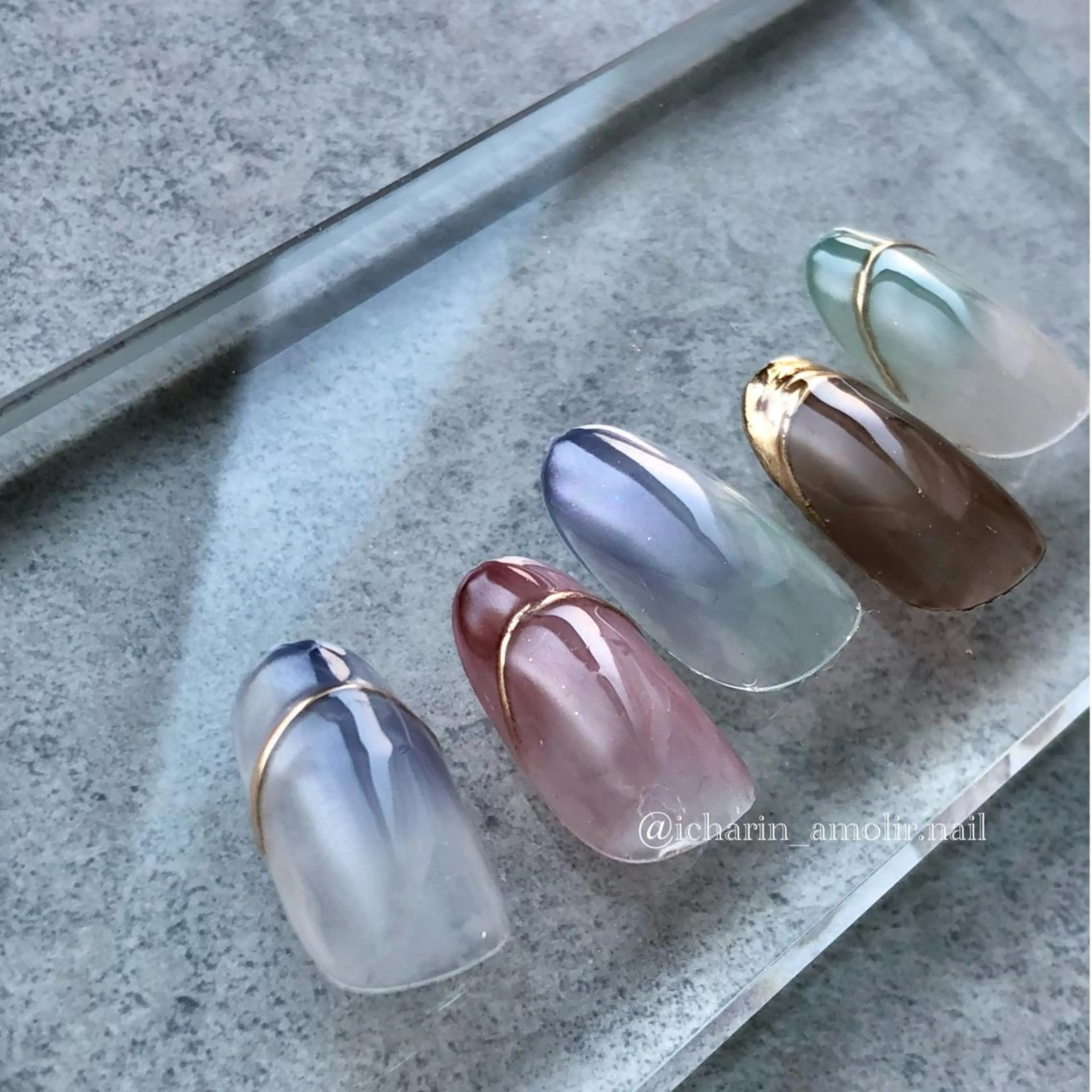 ネイル シンプルネイル EMIKOのネイルデザイン