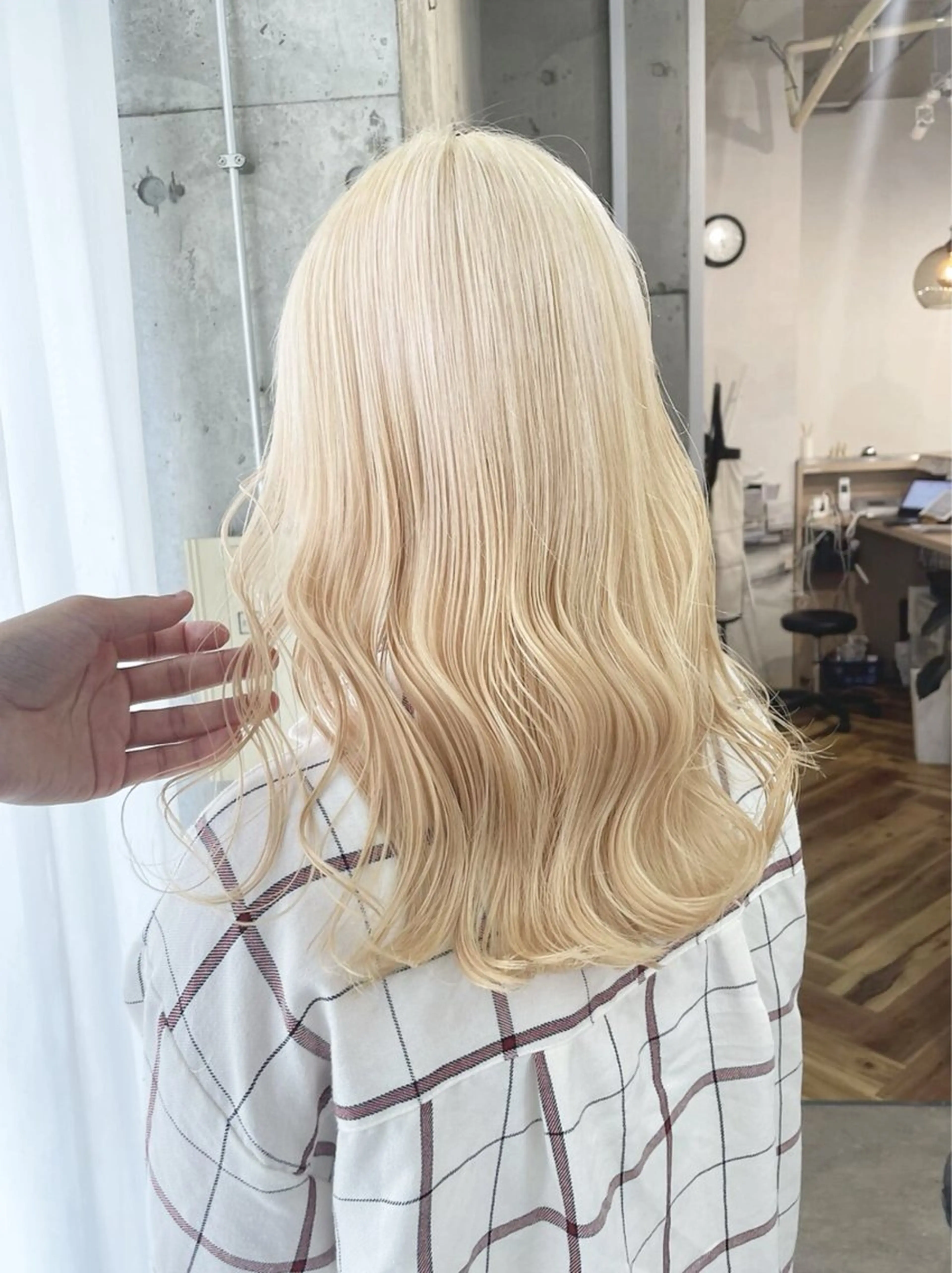 ロング カラー ヘアアレンジ ベージュカラー ブリーチ ブロンド ケアブリーチ ダブルカラー lani 天神大名/ブリーチのヘアスタイル