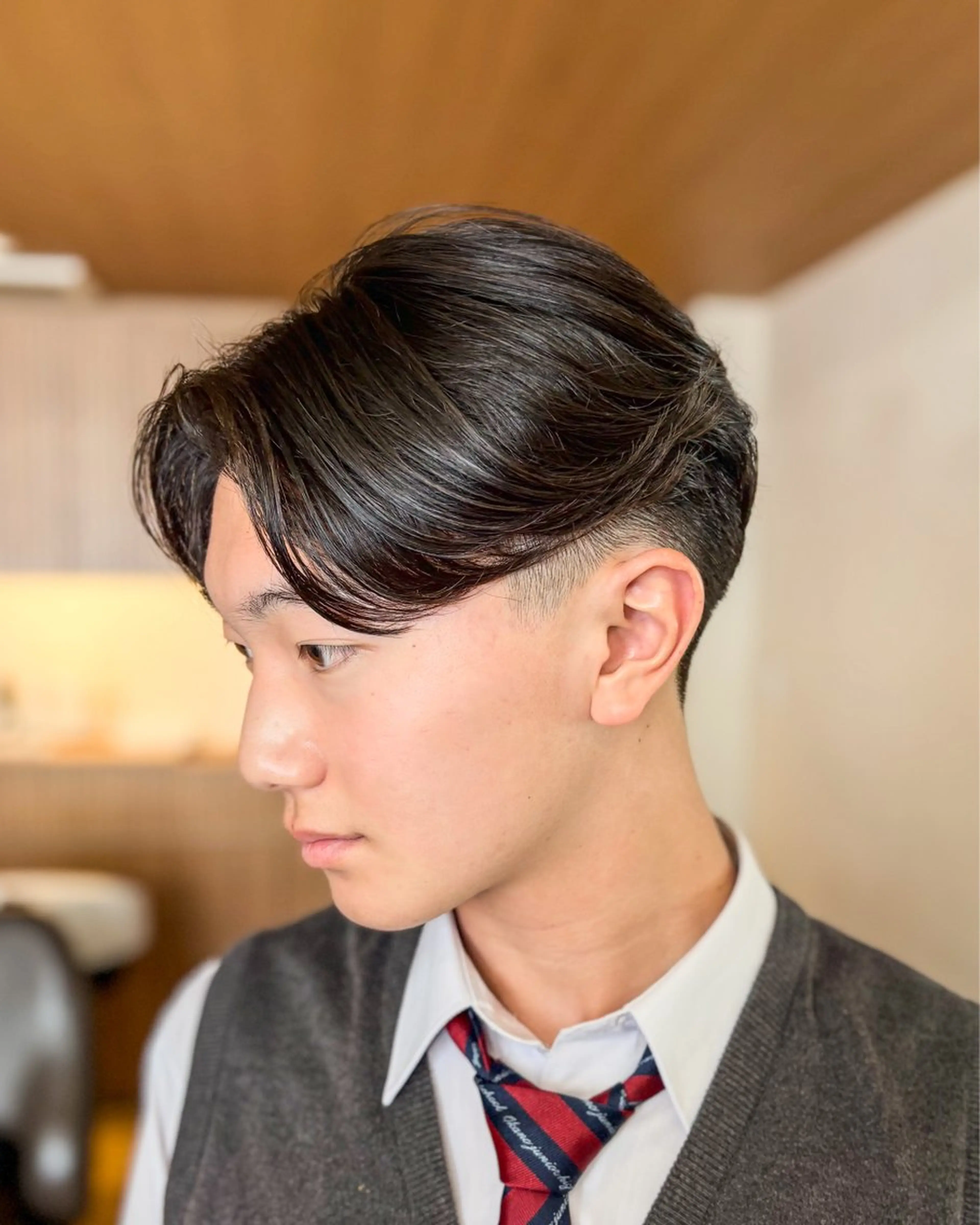 ショート パーマ メンズ ビジネス 縮毛矯正 カット 縮毛矯正 【メンズ縮毛矯正】 FILMS  軍司のヘアスタイル