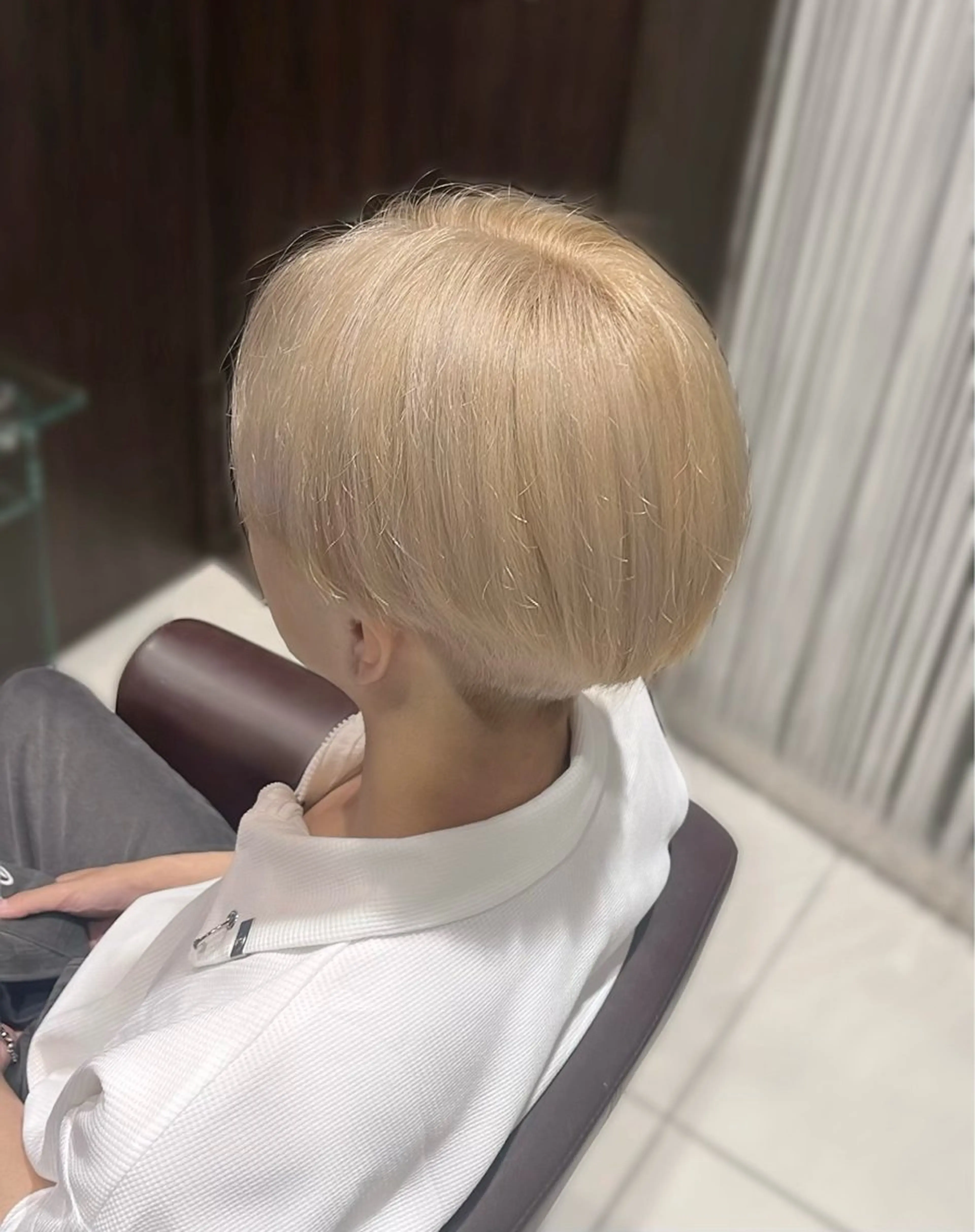 ブリーチリタッチ【根元染め】（オンカラーは＋3300円）の写真