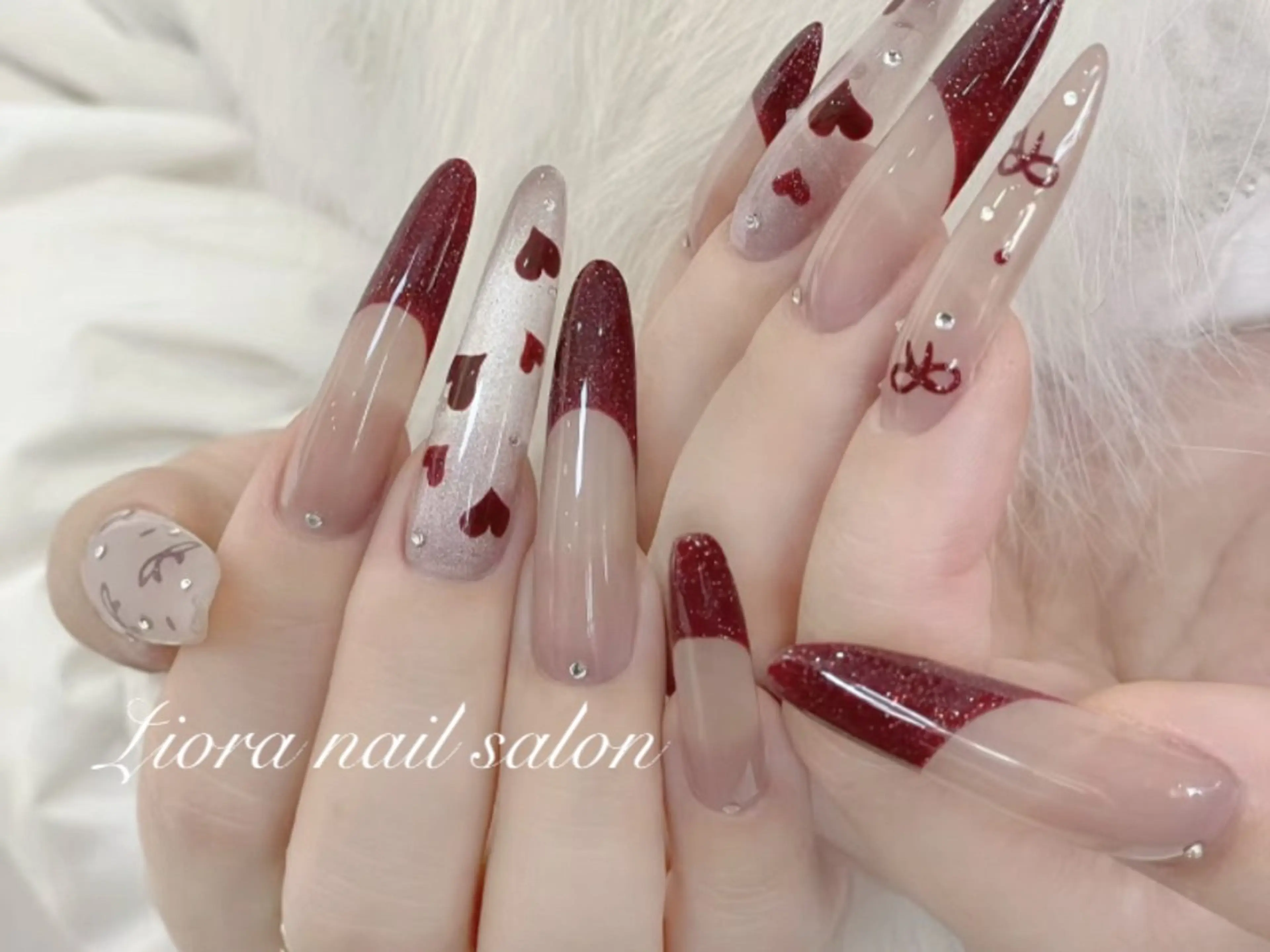 ネイル フレンチネイル ジェルネイル ガーリー グラデーション キラキラネイル Liora nail 1のネイルデザイン