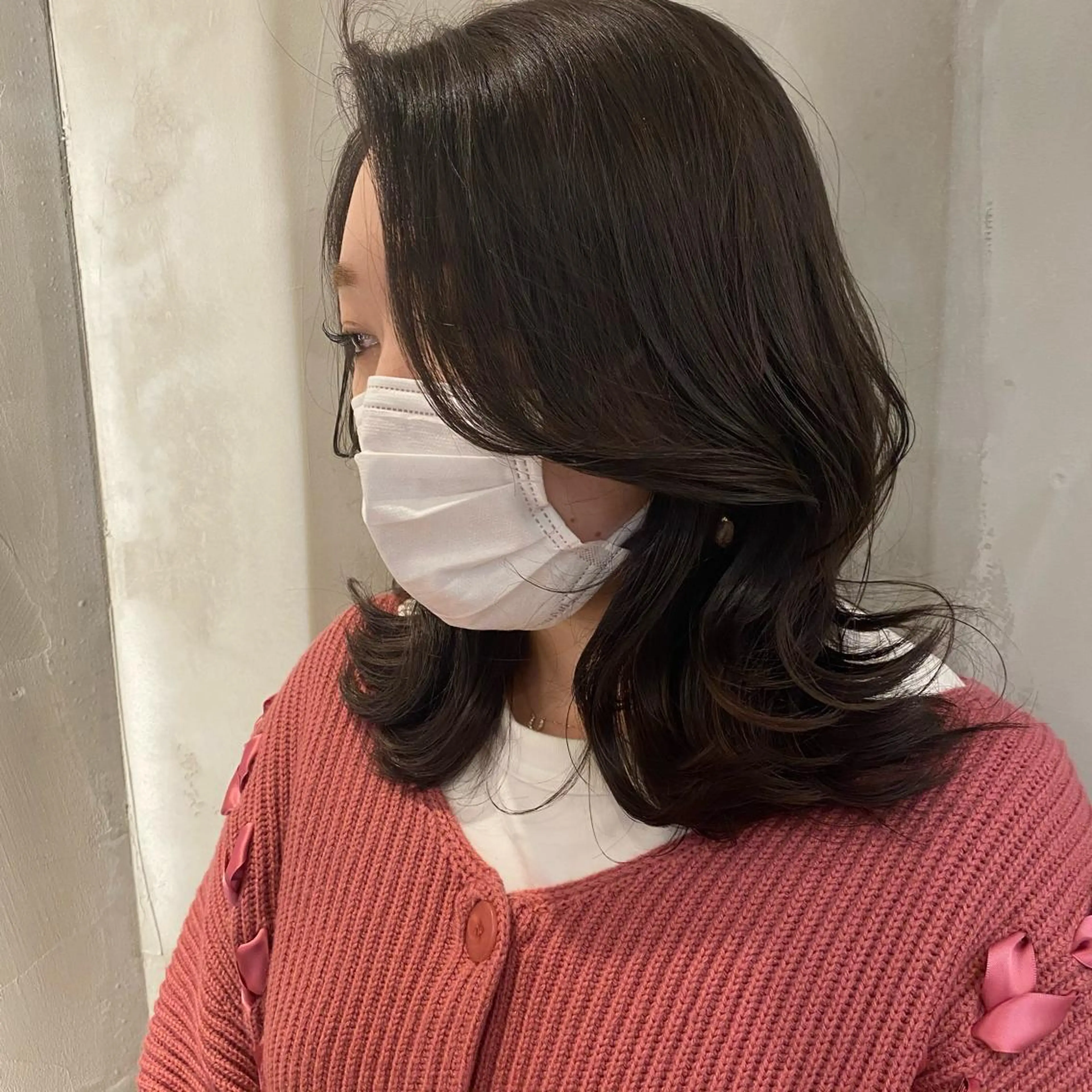 ミディアム くびれヘア カット ヘアカラー トリートメント 顔周りcut・ご相談 ＝新宿しずく🇰🇷のヘアスタイル