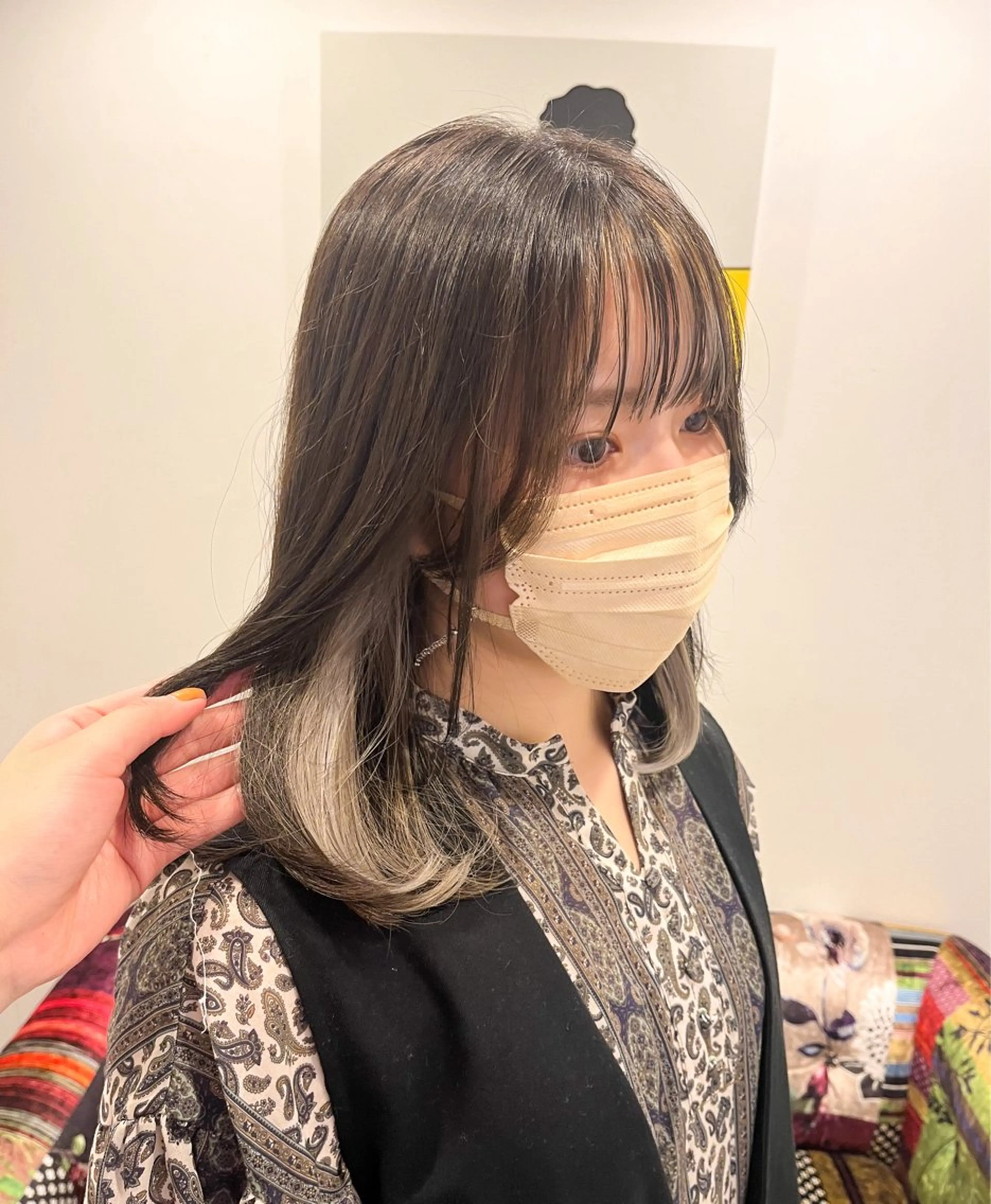 ミディアム カラー UNHAIR byshiomi  H所属・礪波 佐耶のヘアスタイル