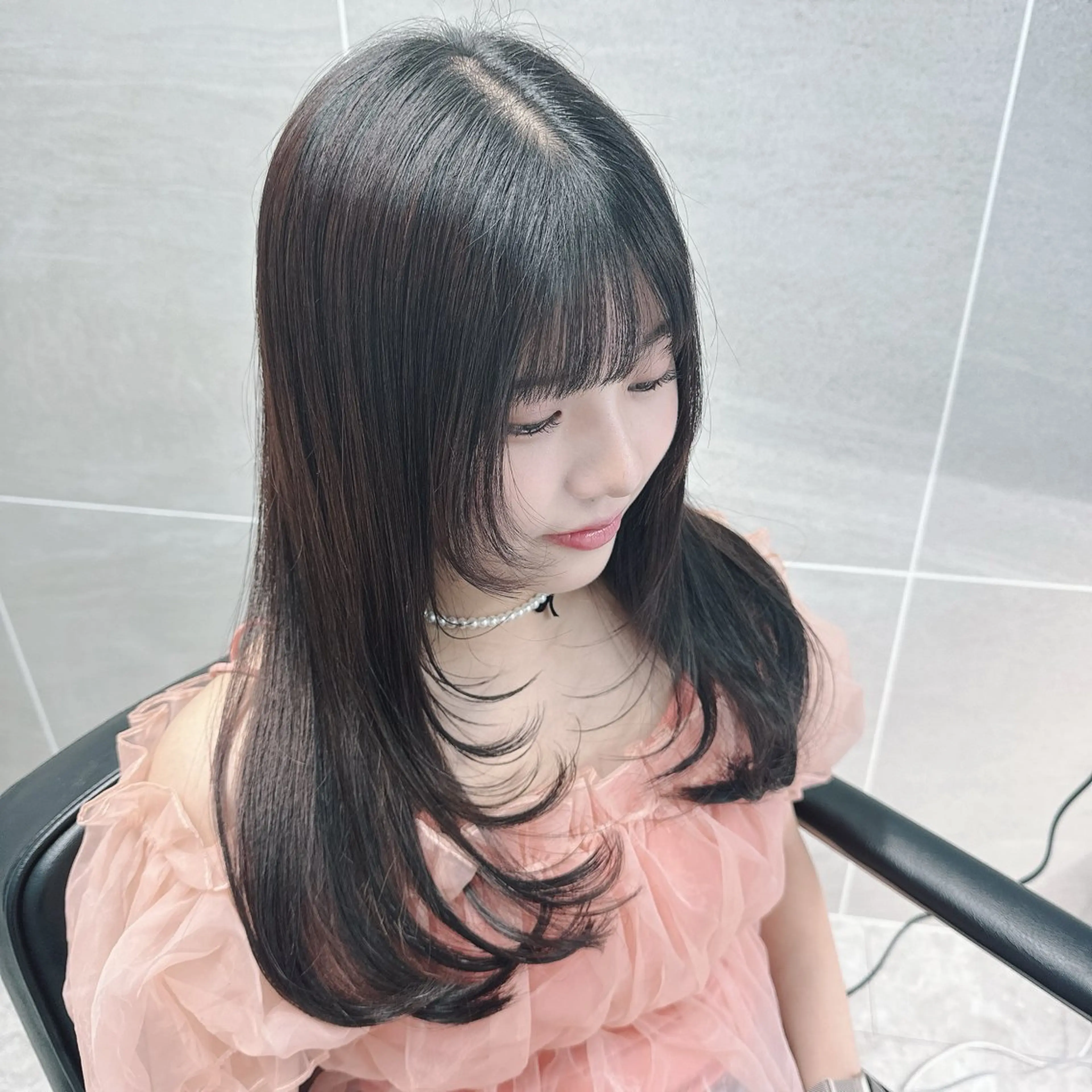 セミロング 岩水 穂華のヘアスタイル