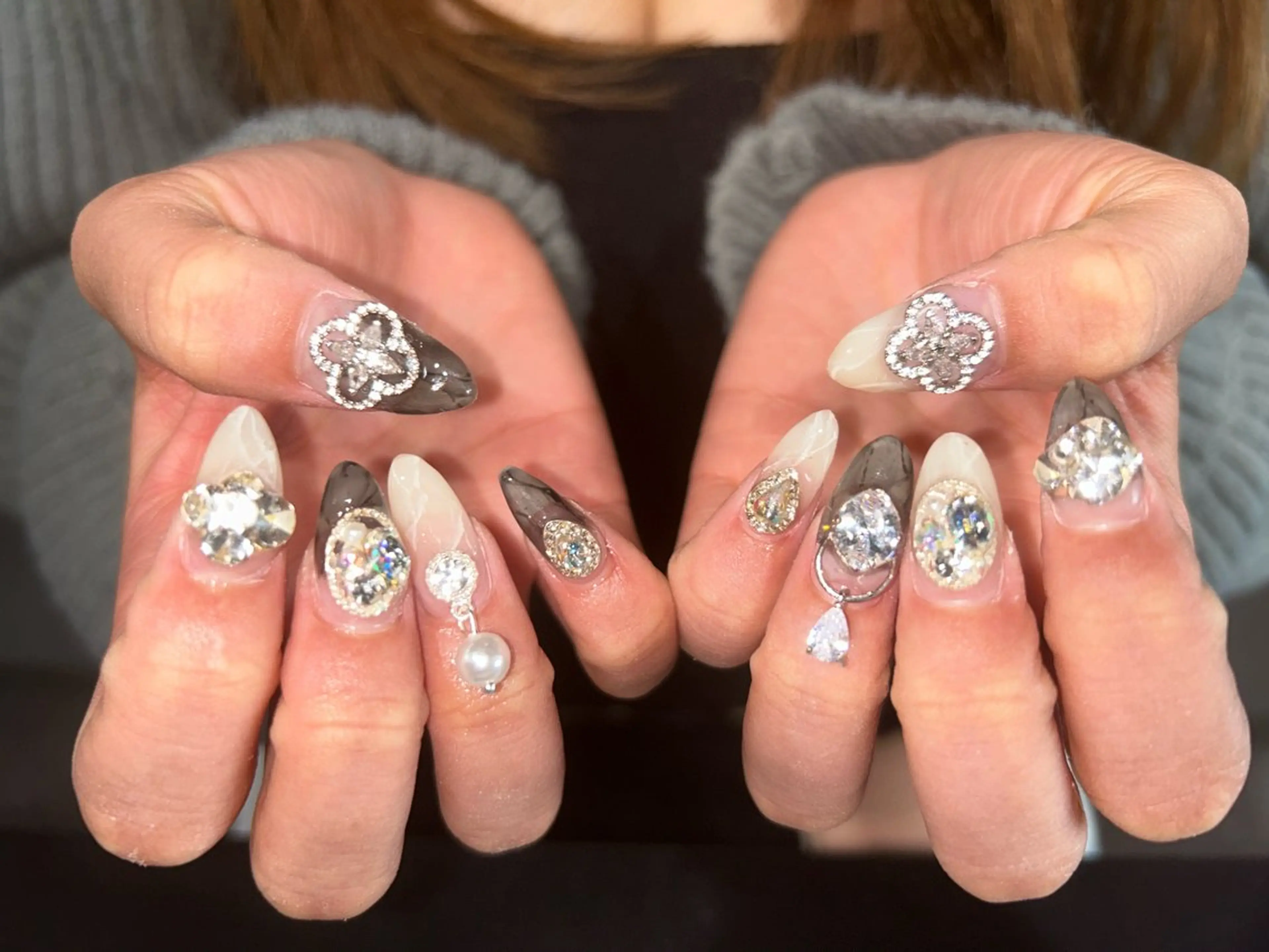 ネイル ハンドネイル MARUCHU SAE👽のネイルデザイン