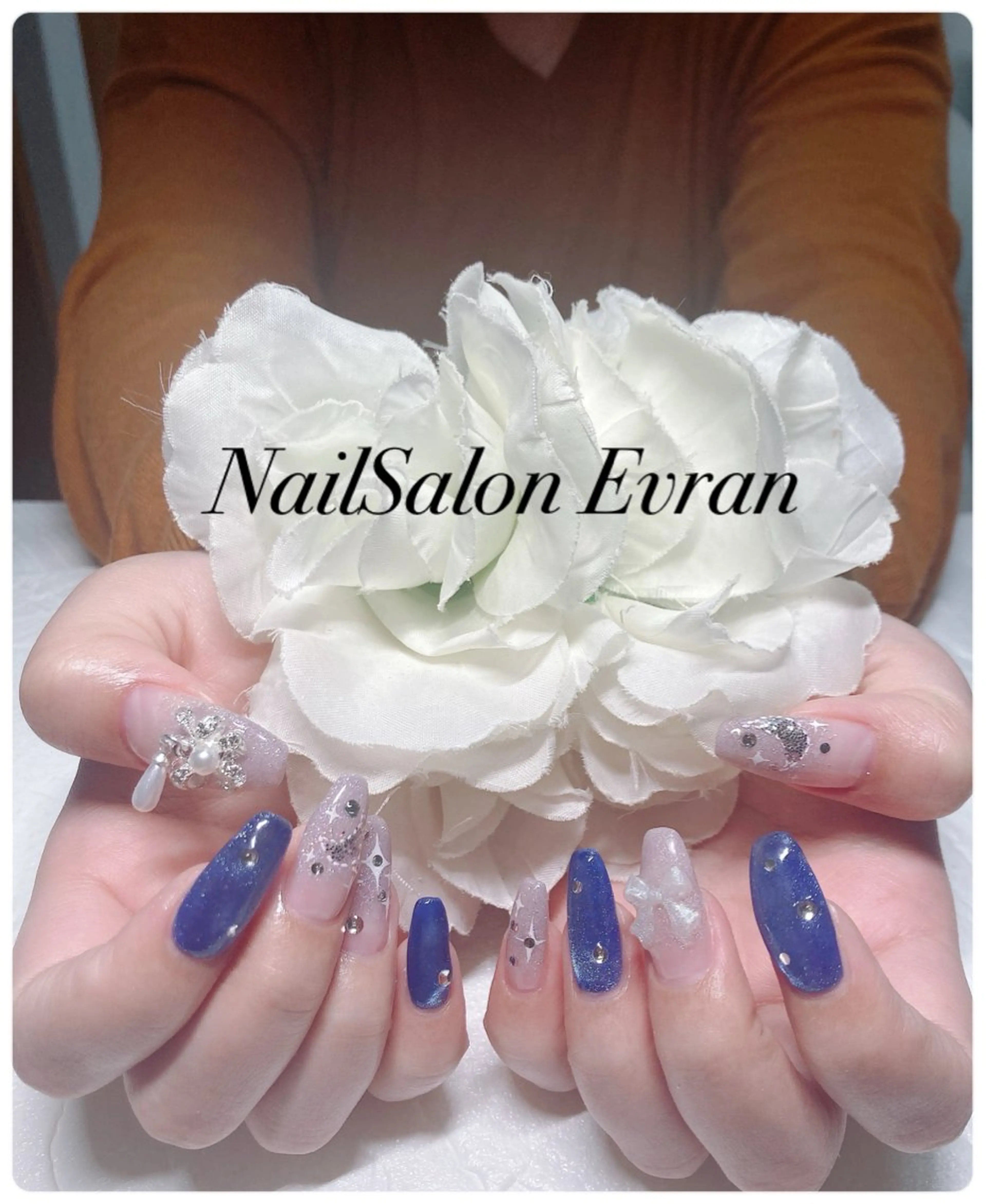 ネイル アートネイル フレンチネイル キラキラネイル ロングネイル マグネットネイル ハンドネイル Nail salon Evranのネイルデザイン