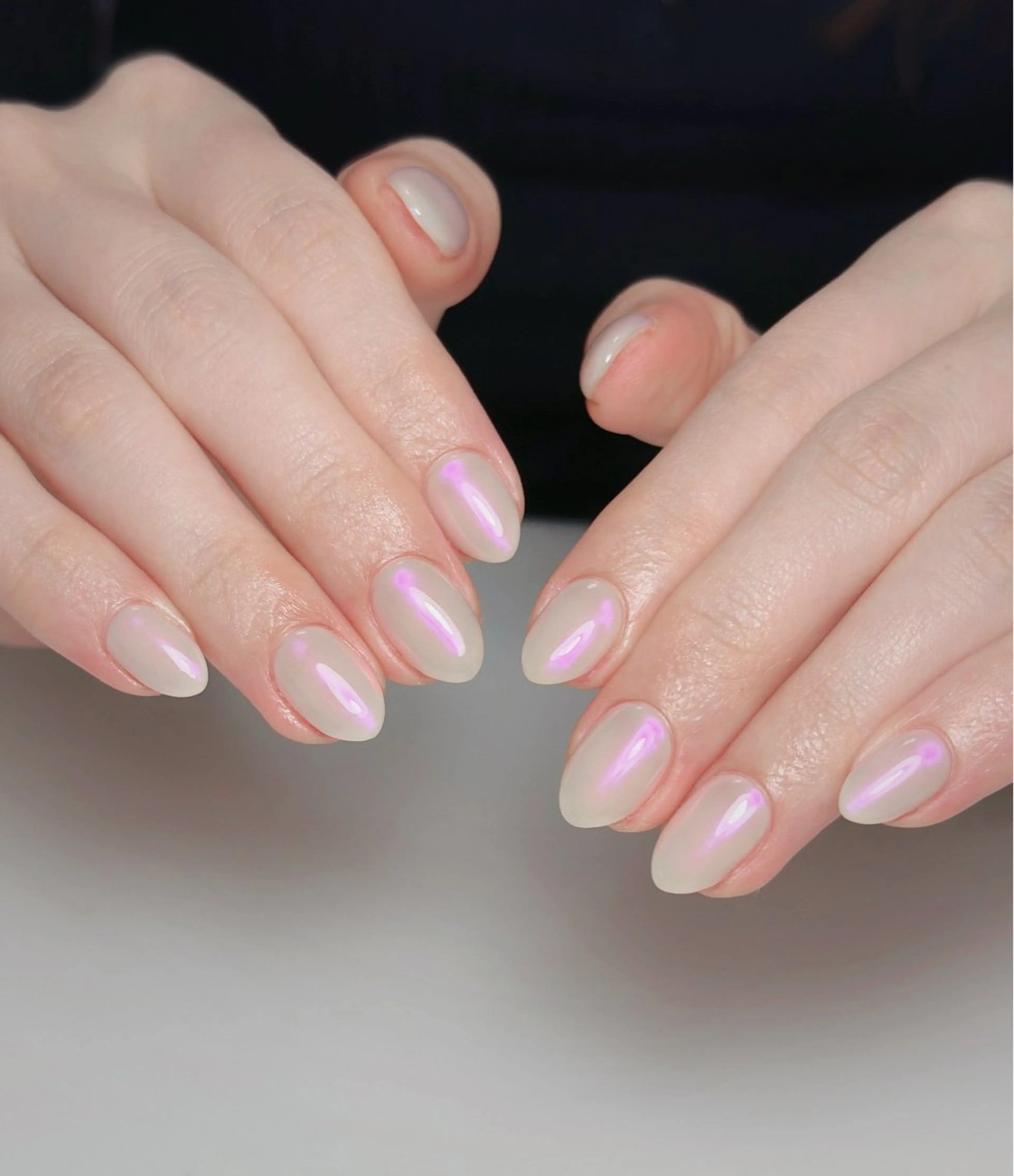 ネイル オーロラネイル 長さ出し フットネイル 韓国ネイル ラメ(グリッター) ハンドネイル 👍thumbs up nail👍のネイルデザイン