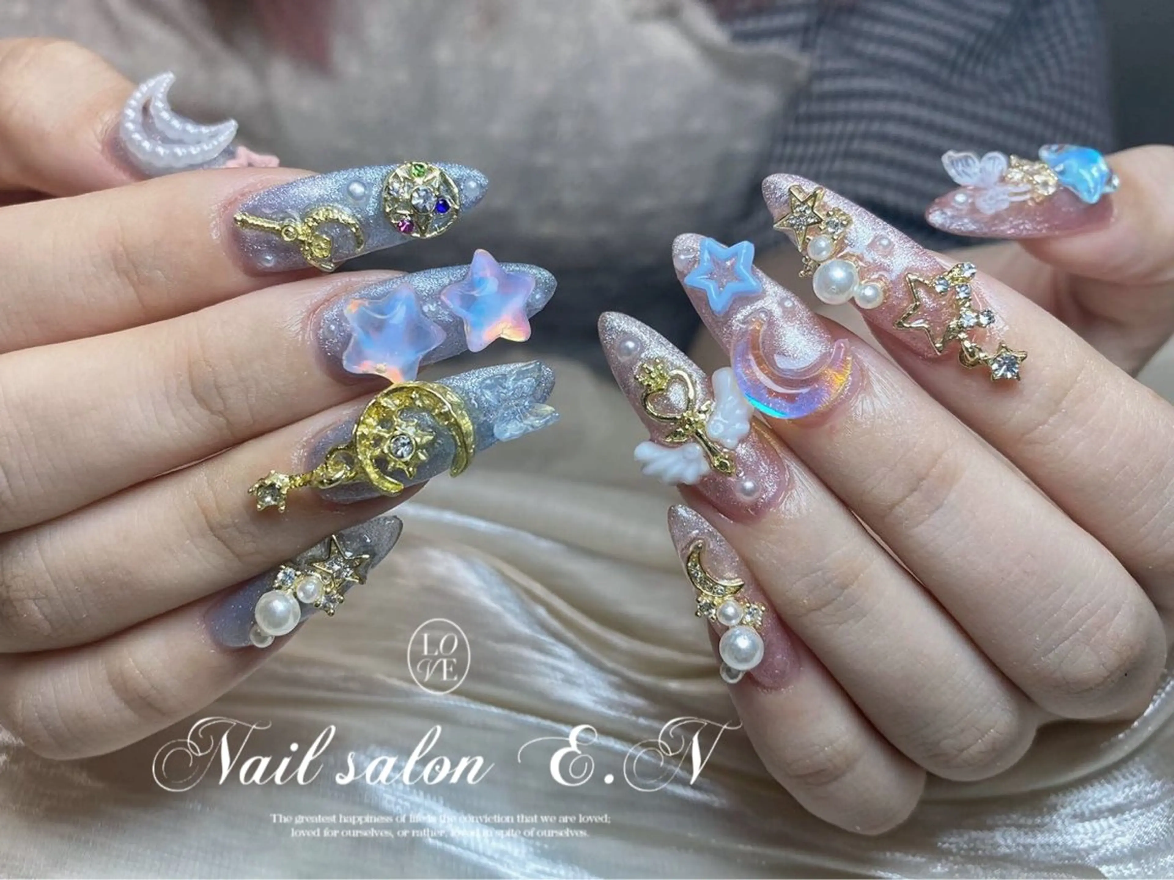 ネイル E.N🦋 長さ出し/持ち込みのネイルデザイン