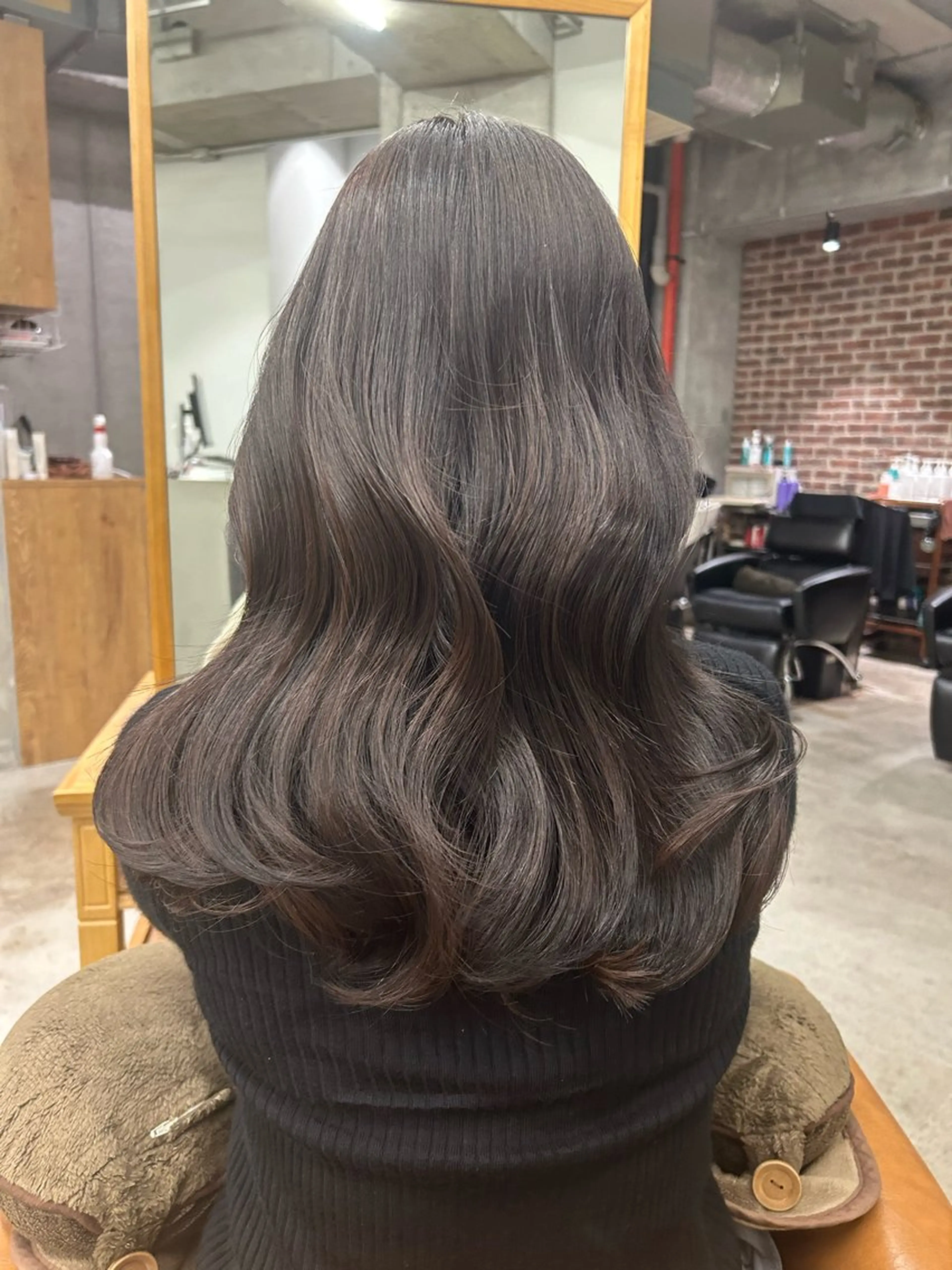 ロング カラー アッシュ アッシュグレー ヘアカラー 山野愛子美容室銀座店所属・🌼髪質改善/透明感 艶髪タケドミのヘアスタイル