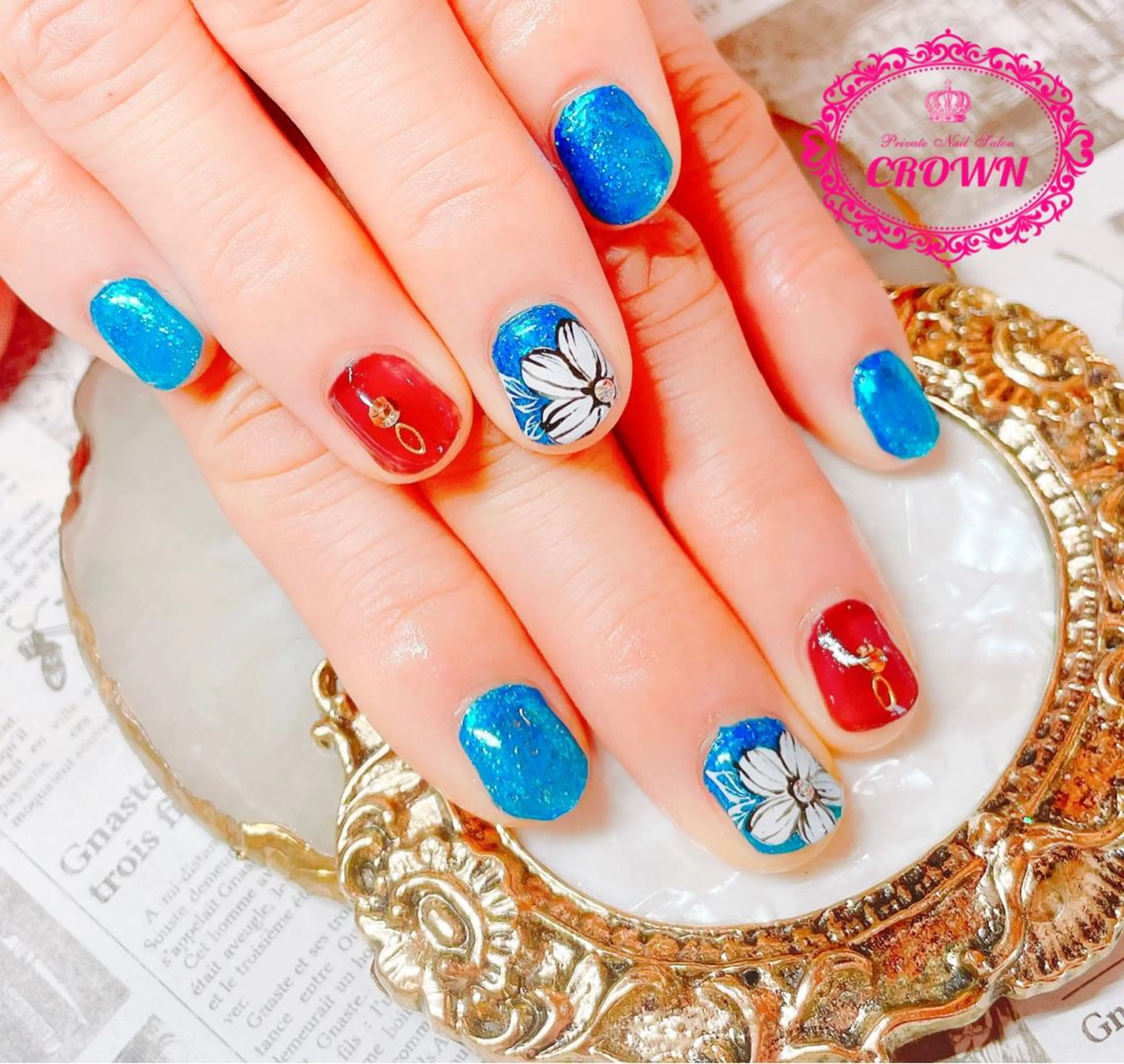 ネイル CROWN プライベートサロンのネイルデザイン