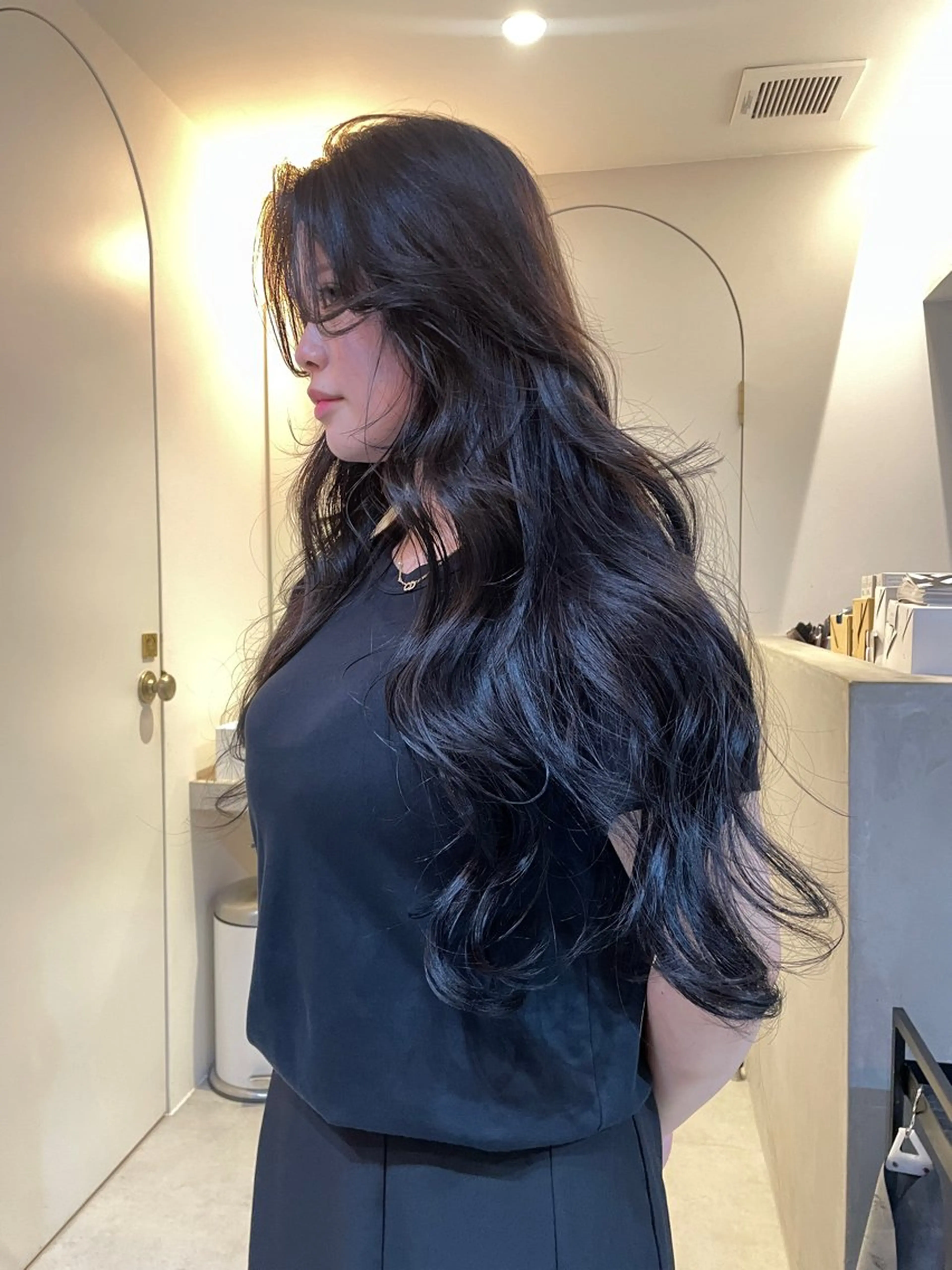 ロング 顔まわりレイヤー 顔周りカット 韓国風ヘア レイヤーカット カット ヘアカラー miyu ハイトーン/レイヤーのヘアスタイル