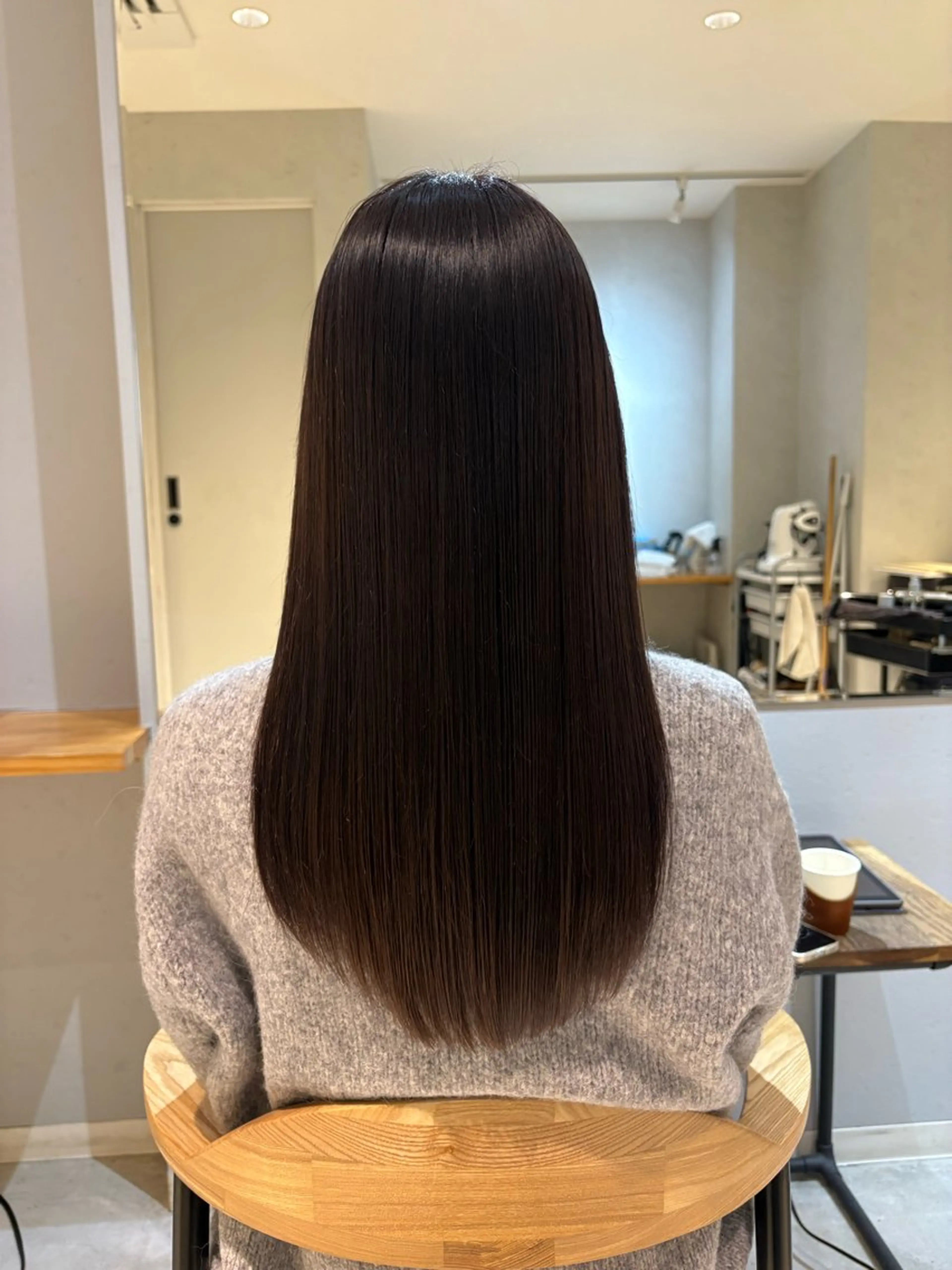 ロング 小川 優美のヘアスタイル