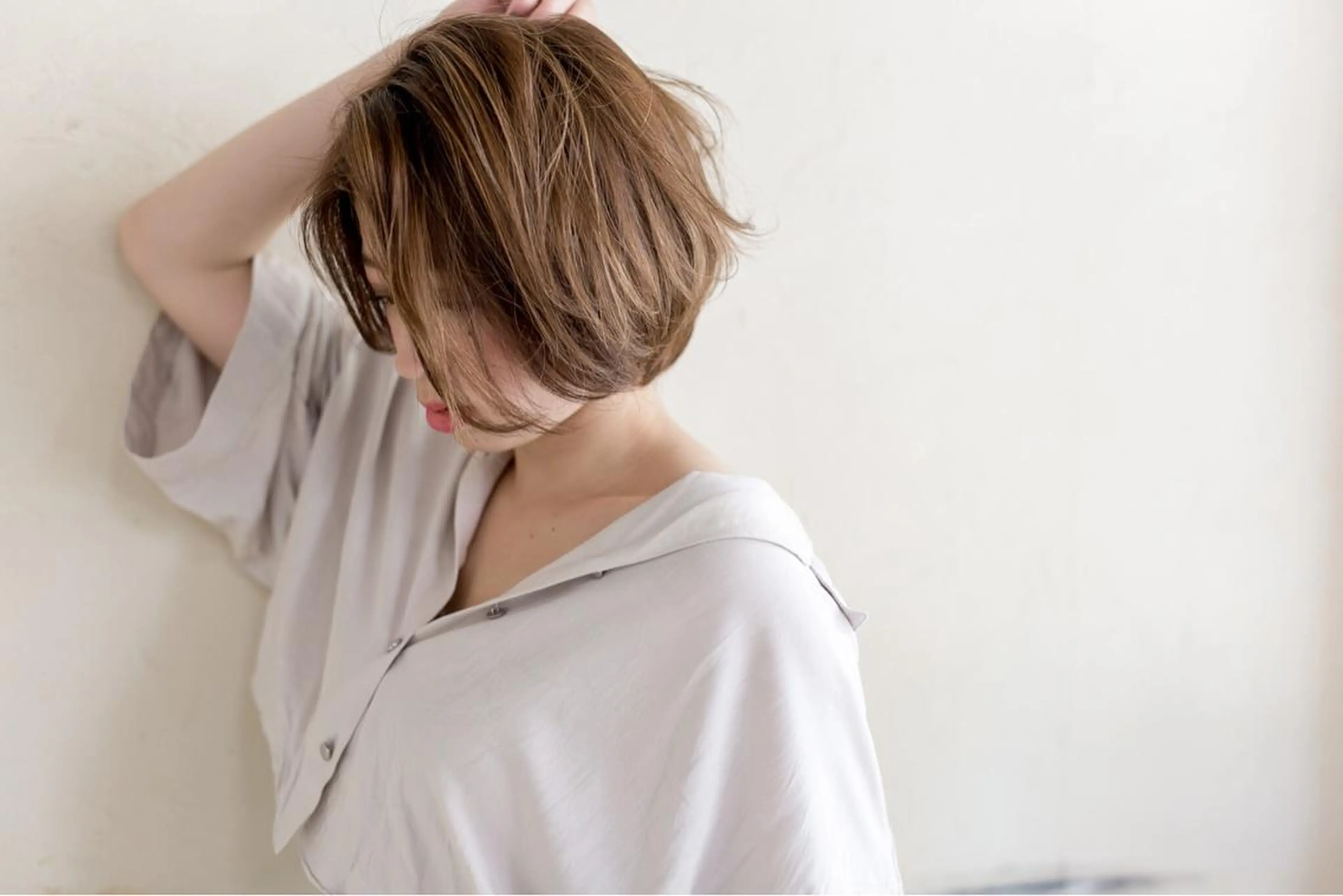 ショート カラー ENIF ヤマグチアツコのヘアスタイル