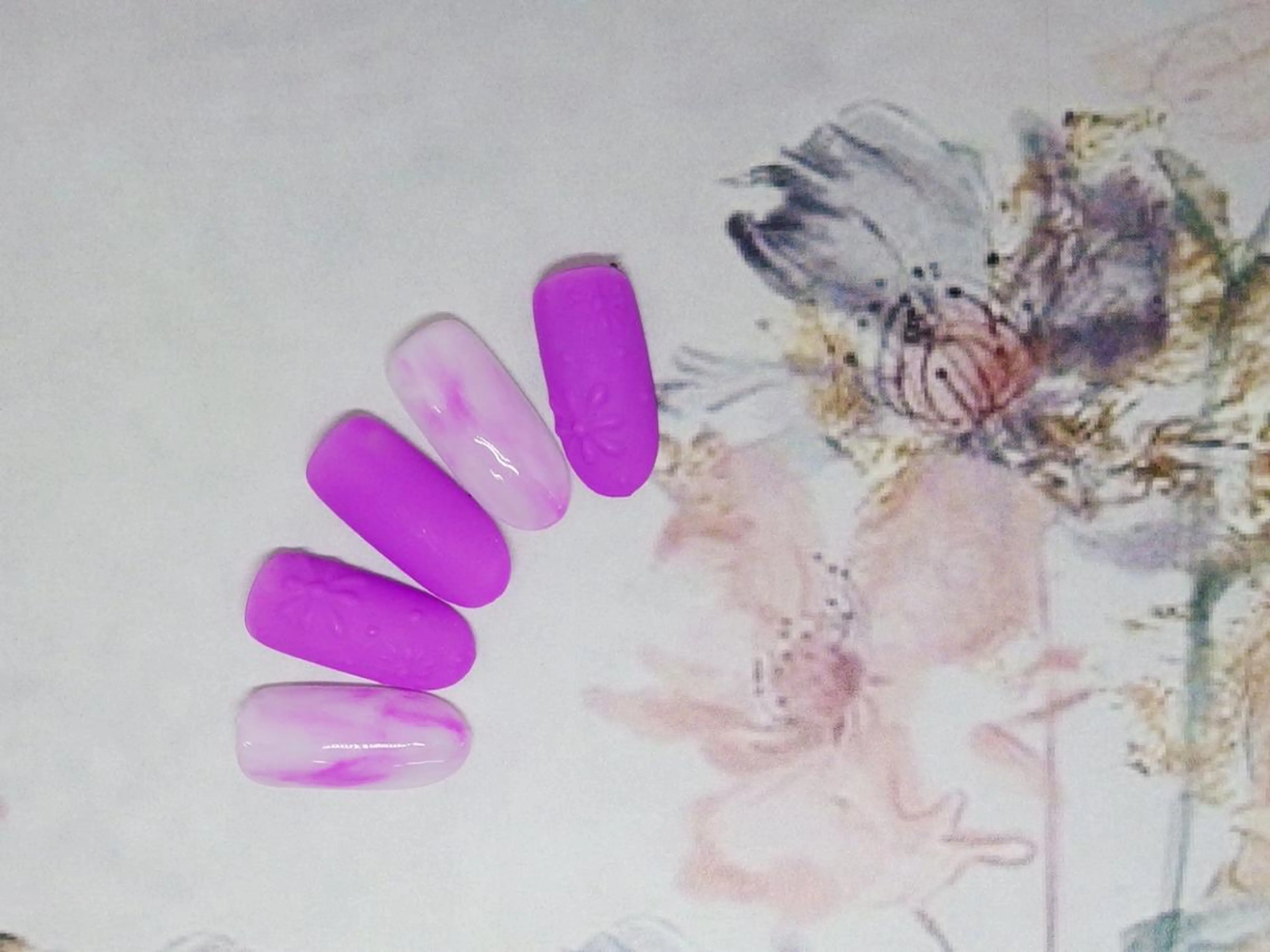 ネイル ニュアンスネイル ハンドネイル ティーエヌ 金山駅東口店のネイルデザイン