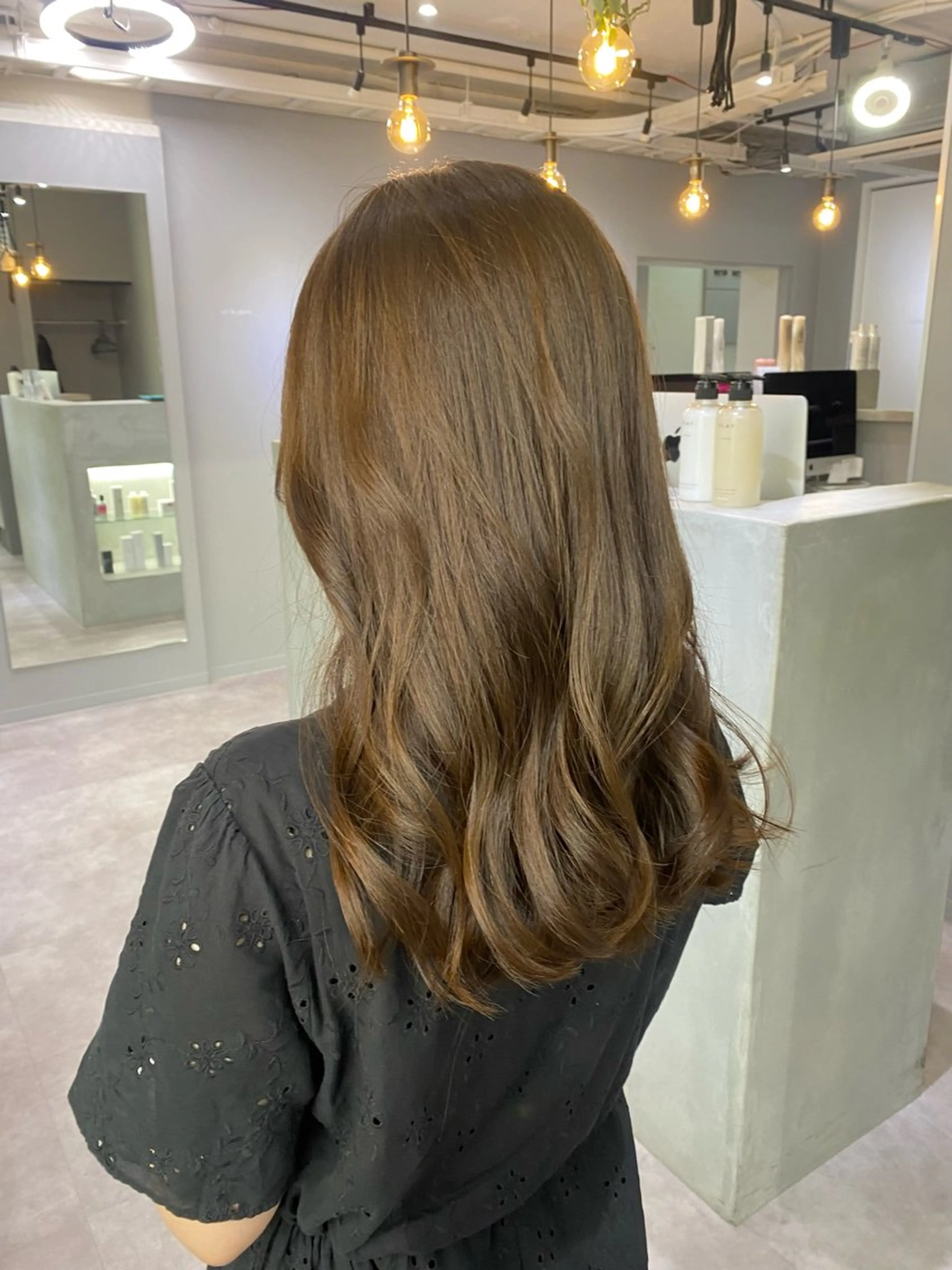 セミロング カラー ヘアアレンジ きよはらちさき🍑 柔らかカラー🌱🫧のヘアスタイル