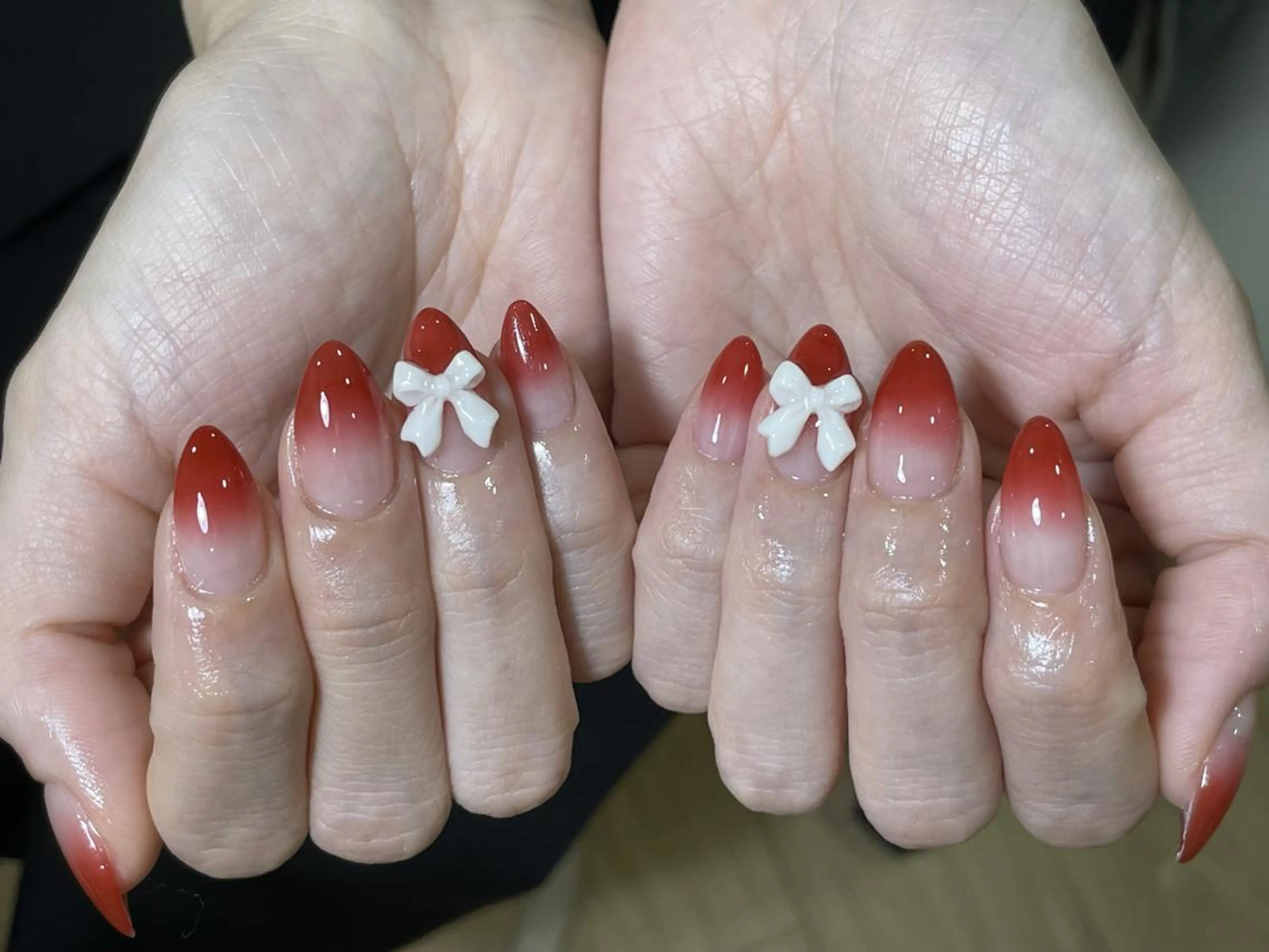 ネイル アートネイル オーロラネイル ガーリー キラキラネイル 韓国ネイル One plus StudioNailのネイルデザイン