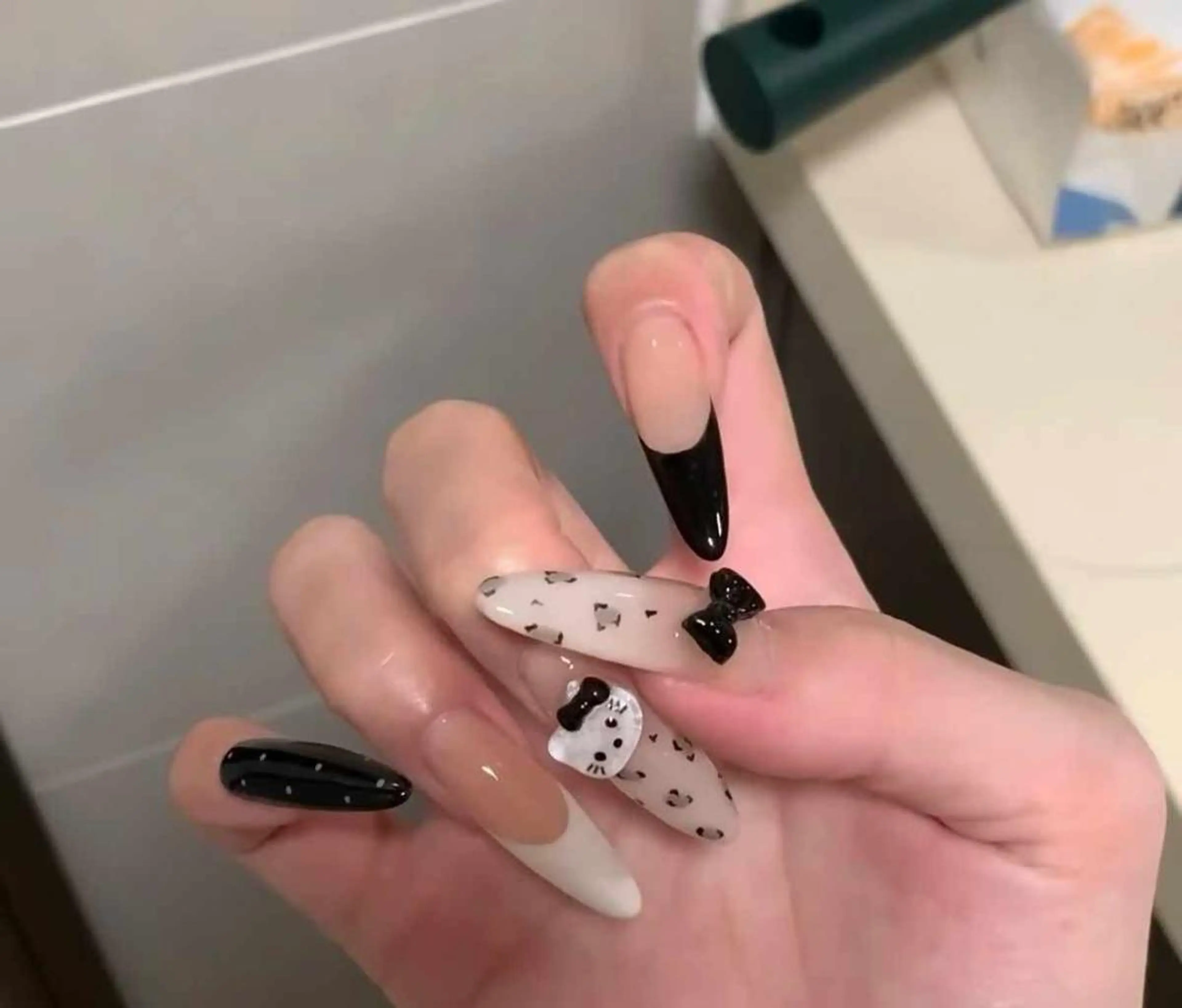 ネイル VIVIAN リサのネイルデザイン