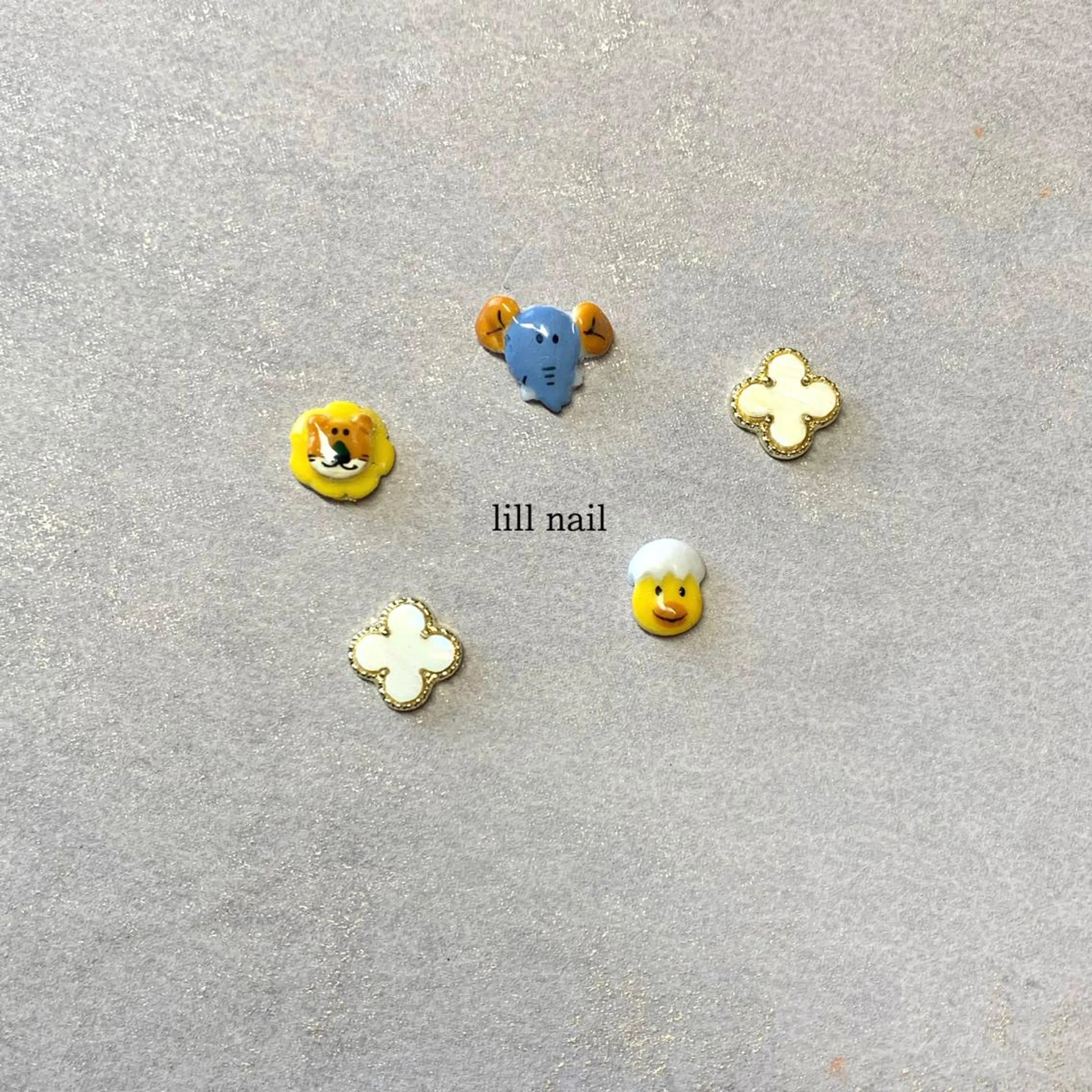 pllia beautyのネイルデザイン