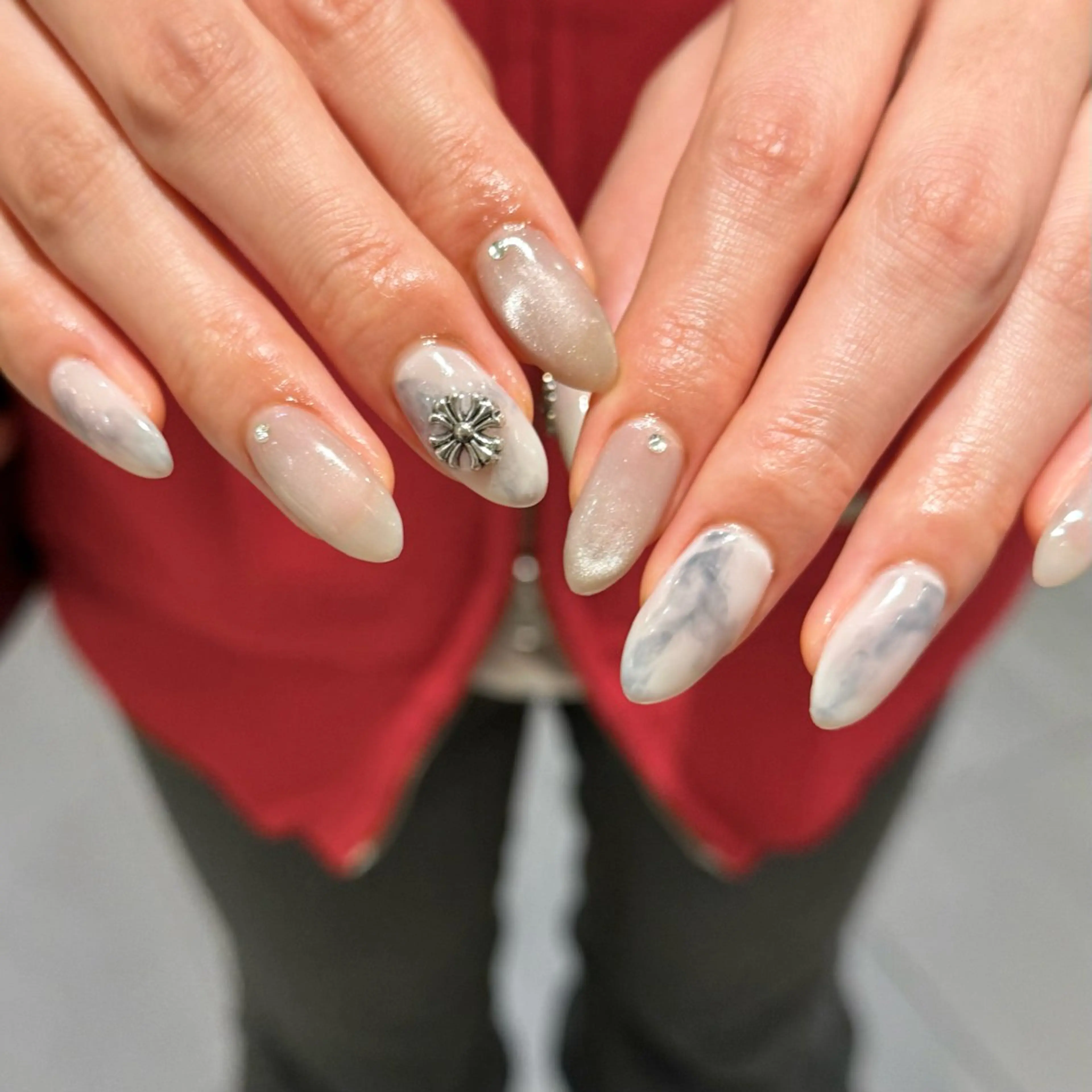 ネイル ハンドネイル chika .のネイルデザイン