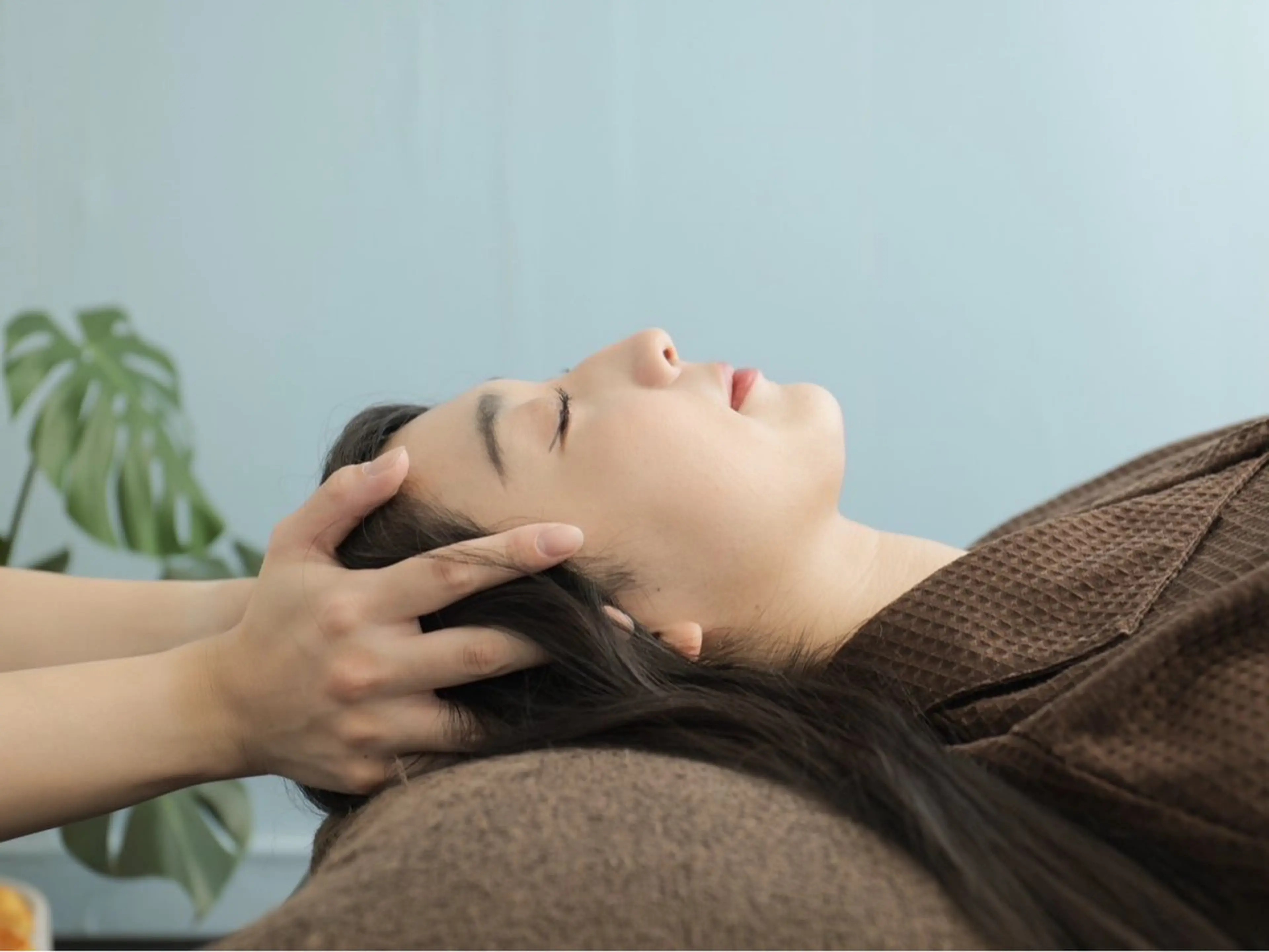 【 人気No. 1 🥇限定クーポン✨】脳癒ヘッドスパ&全身もみほぐしで深眠の50分💆🏻‍♂️💆🏻‍♀️🌟の写真