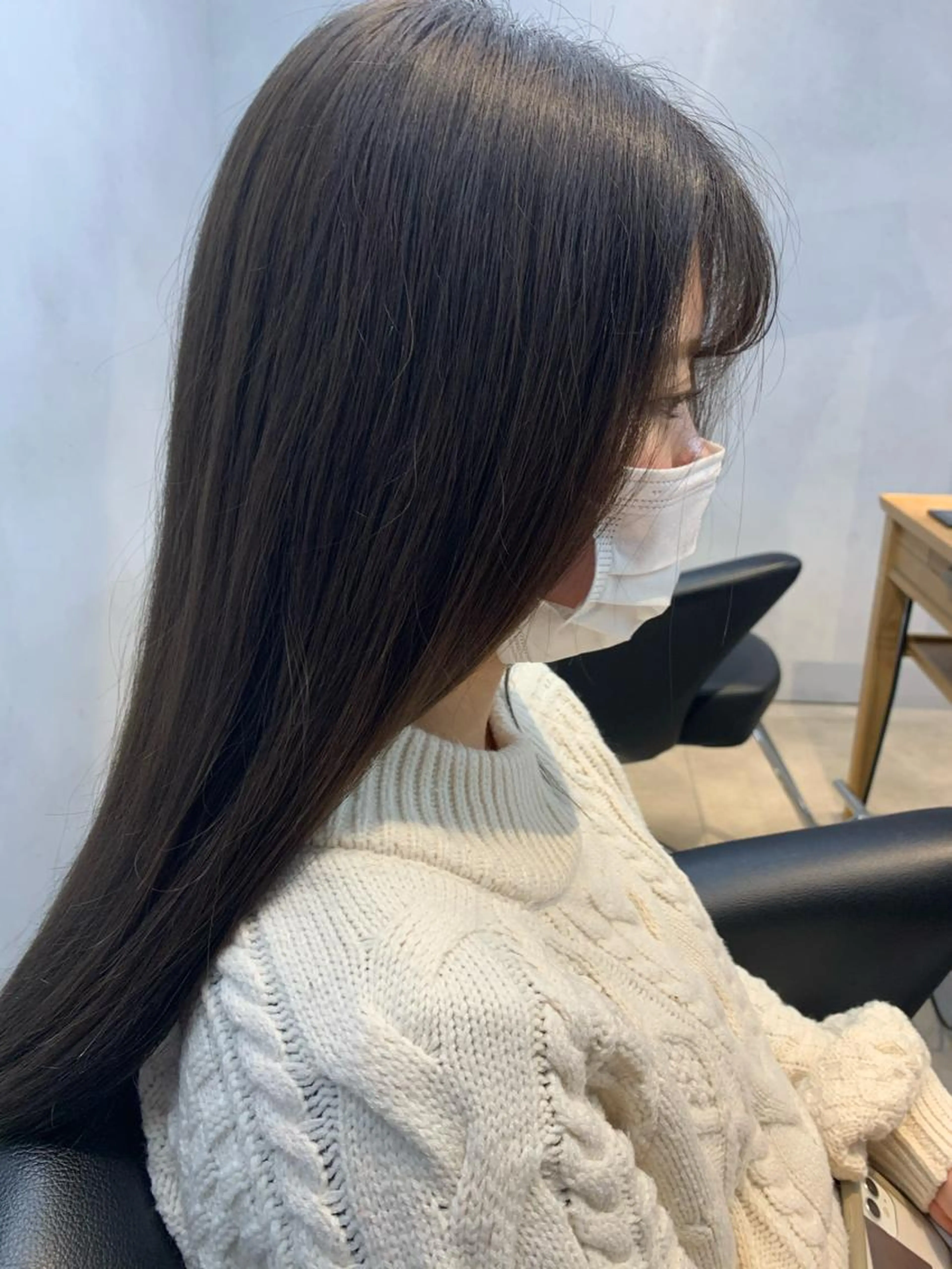 [🍁就活生限定🍁]バングカット＋ツヤカラー＋極上トリートメント‼️の写真