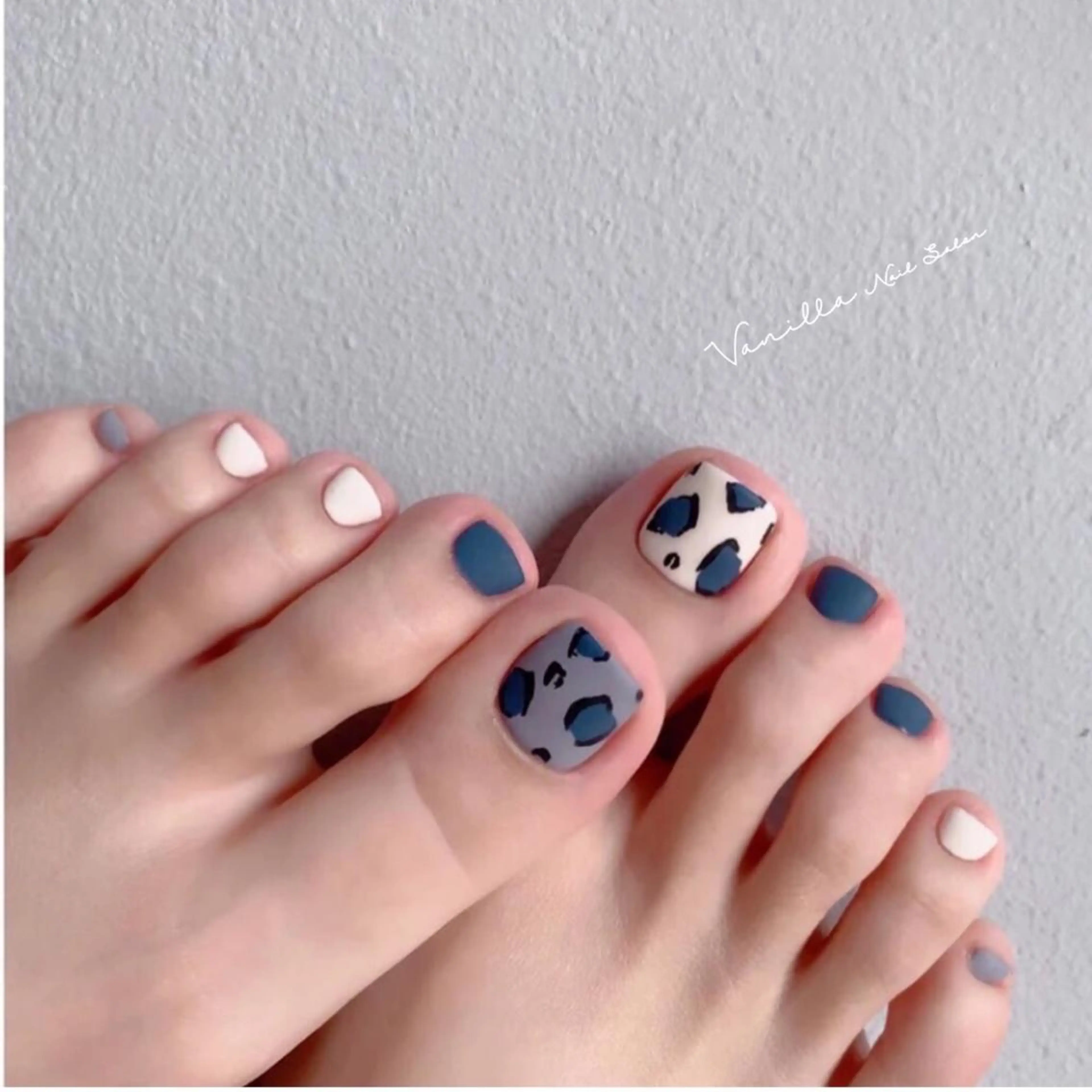 ネイル マットネイル Vanilla ネイルサロン　西川口のネイルデザイン