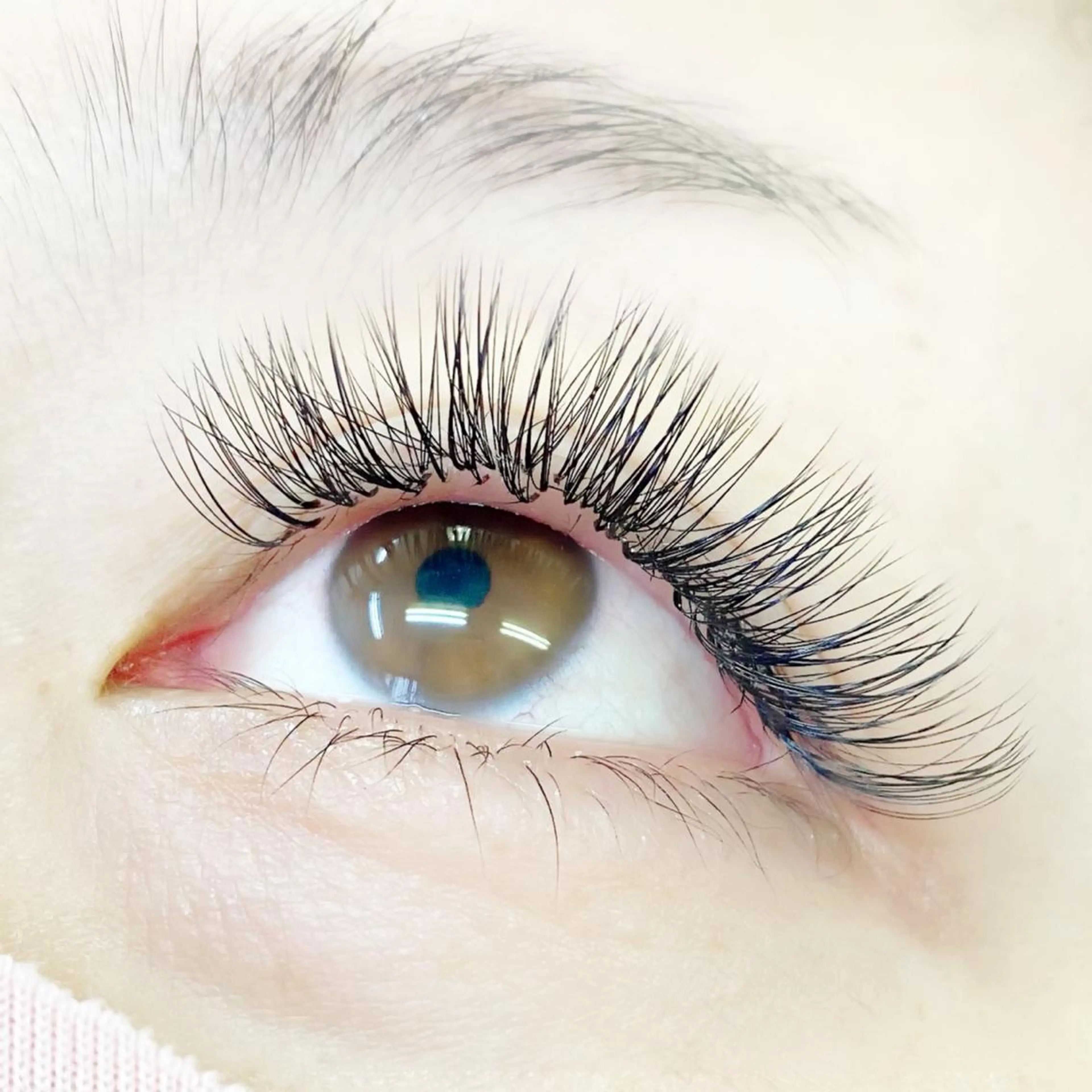 マツエク・マツパ ボリュームラッシュ Lily所属・横浜/鶴屋町/美容室 LilyHitomiの眉毛・アイブロウイメージ