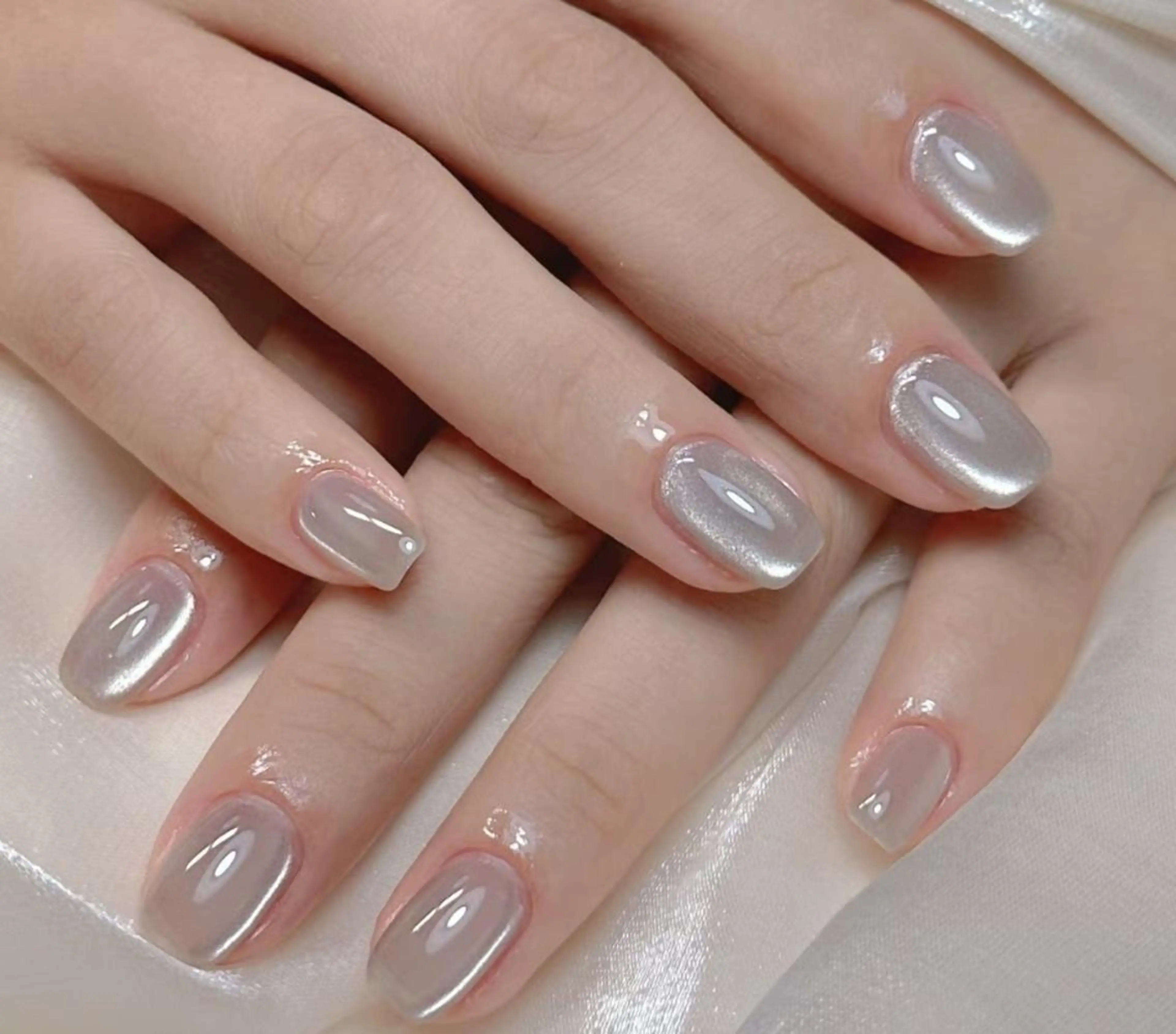 ネイル VIVIAN リサのネイルデザイン