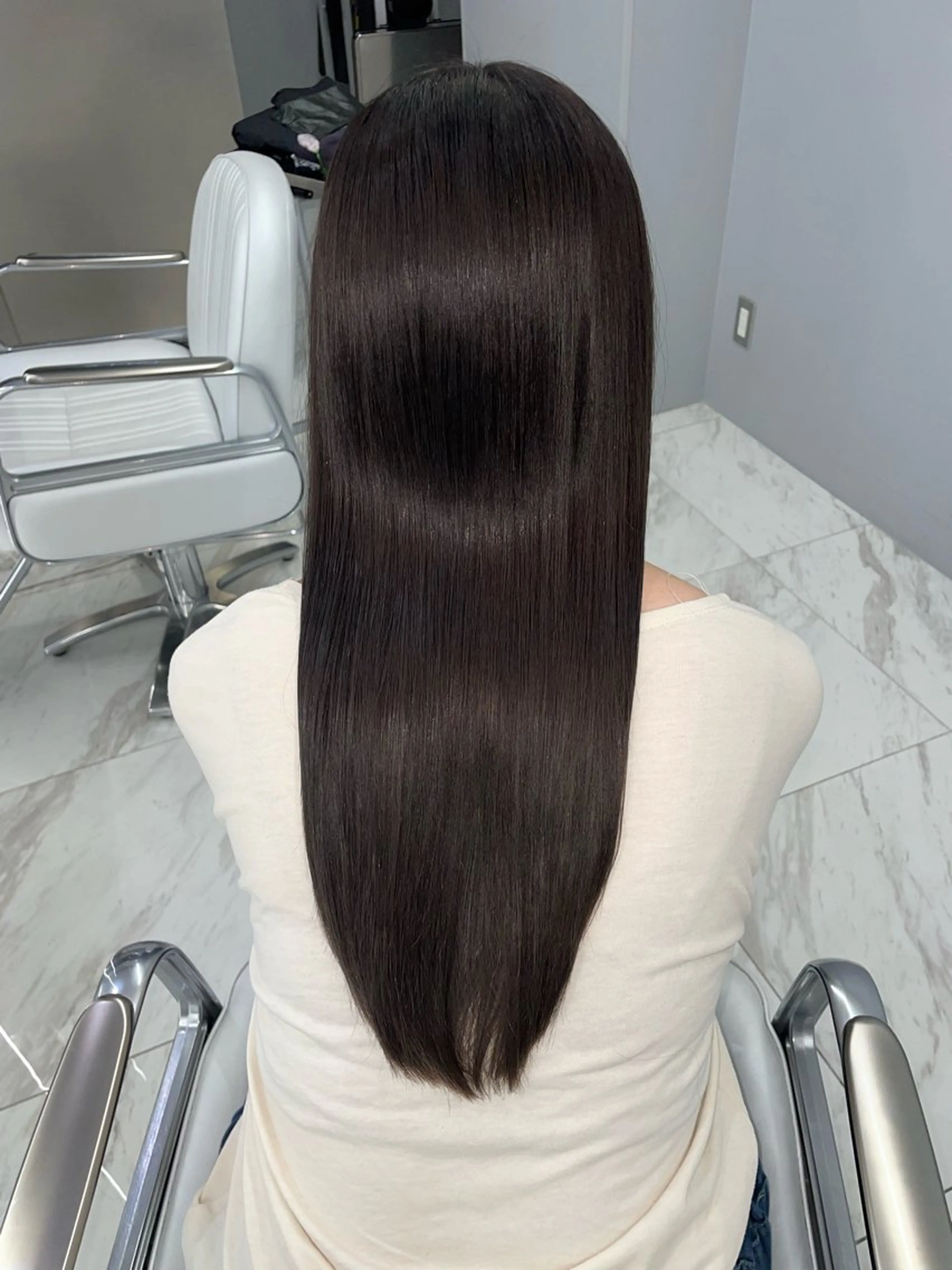 ロング 透明感ミルクティー✨ 西澤 ジュンヤのヘアスタイル