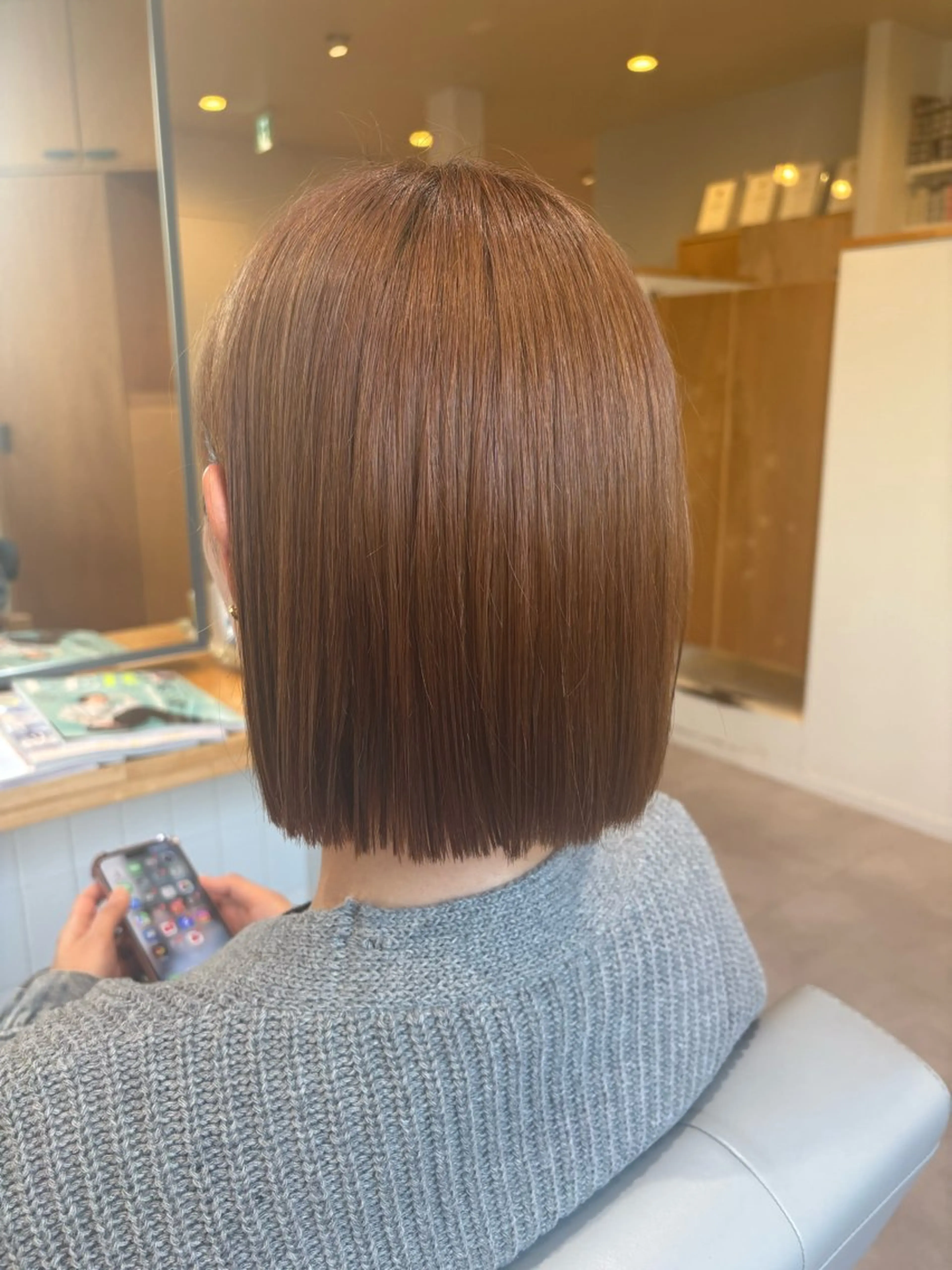 ミディアム ボブ カット 安田 佳純歩のヘアスタイル