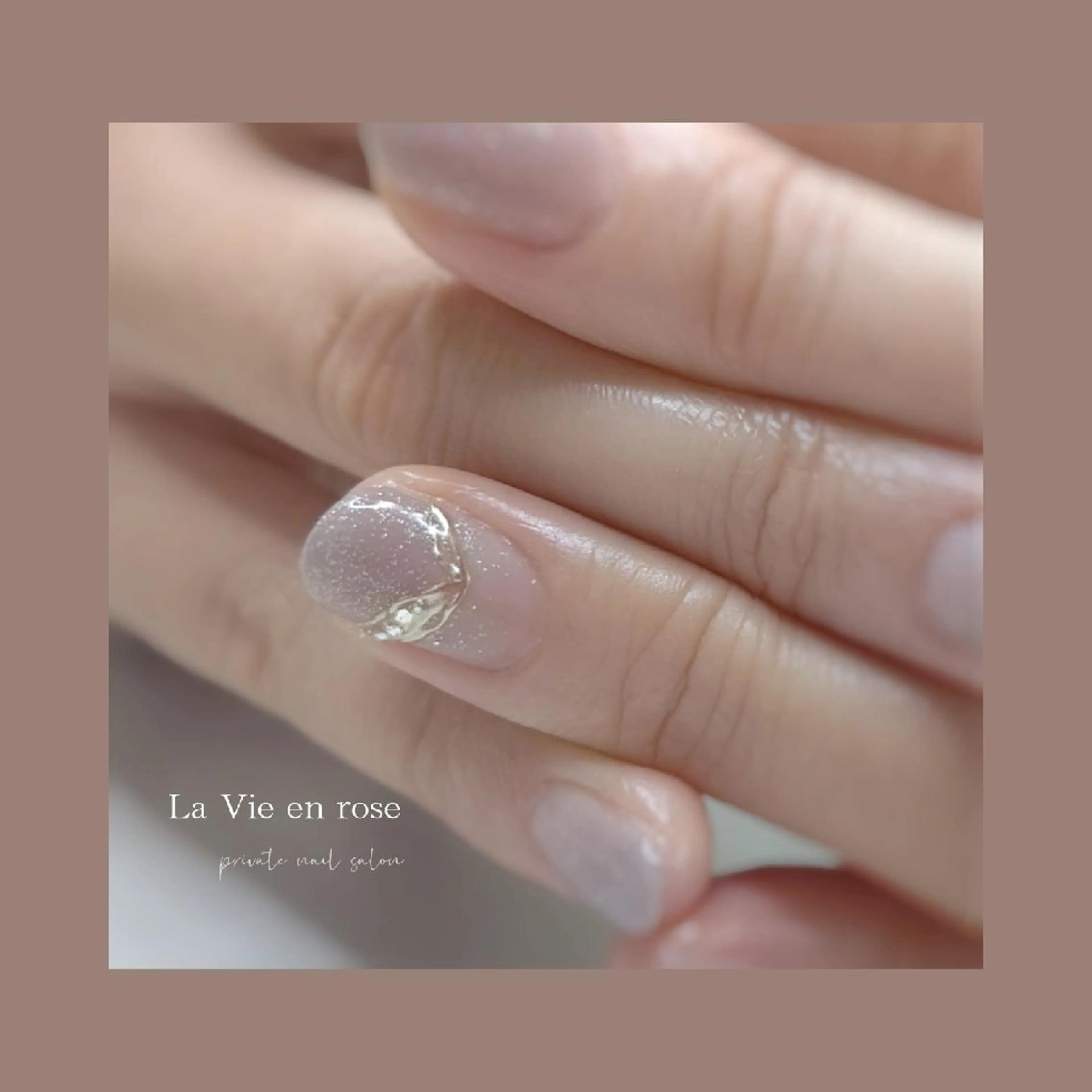 ネイル ラヴィアン ローズのネイルデザイン