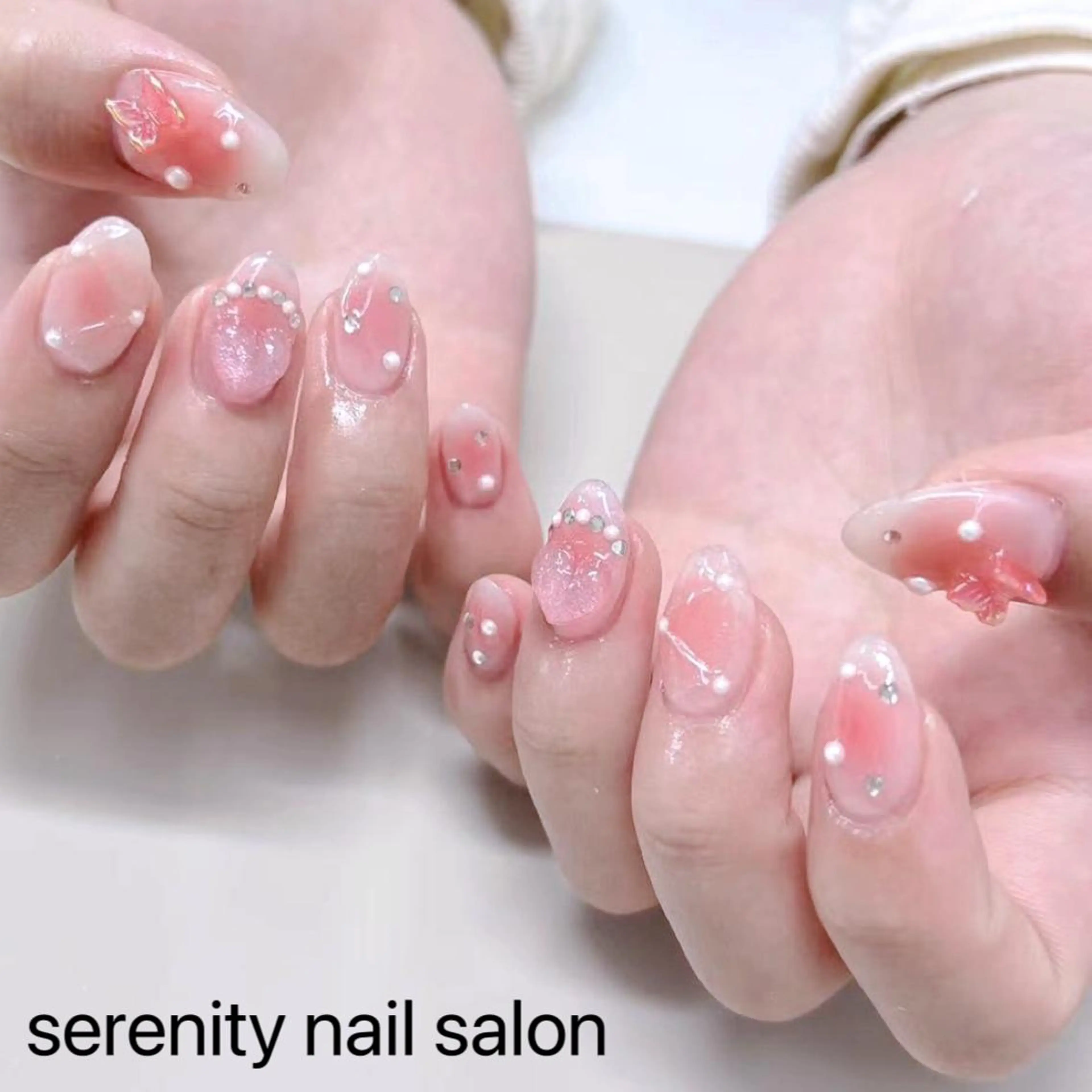 ネイル ハンドネイル ハンドケア ✨Serenity Nail salonのネイルデザイン