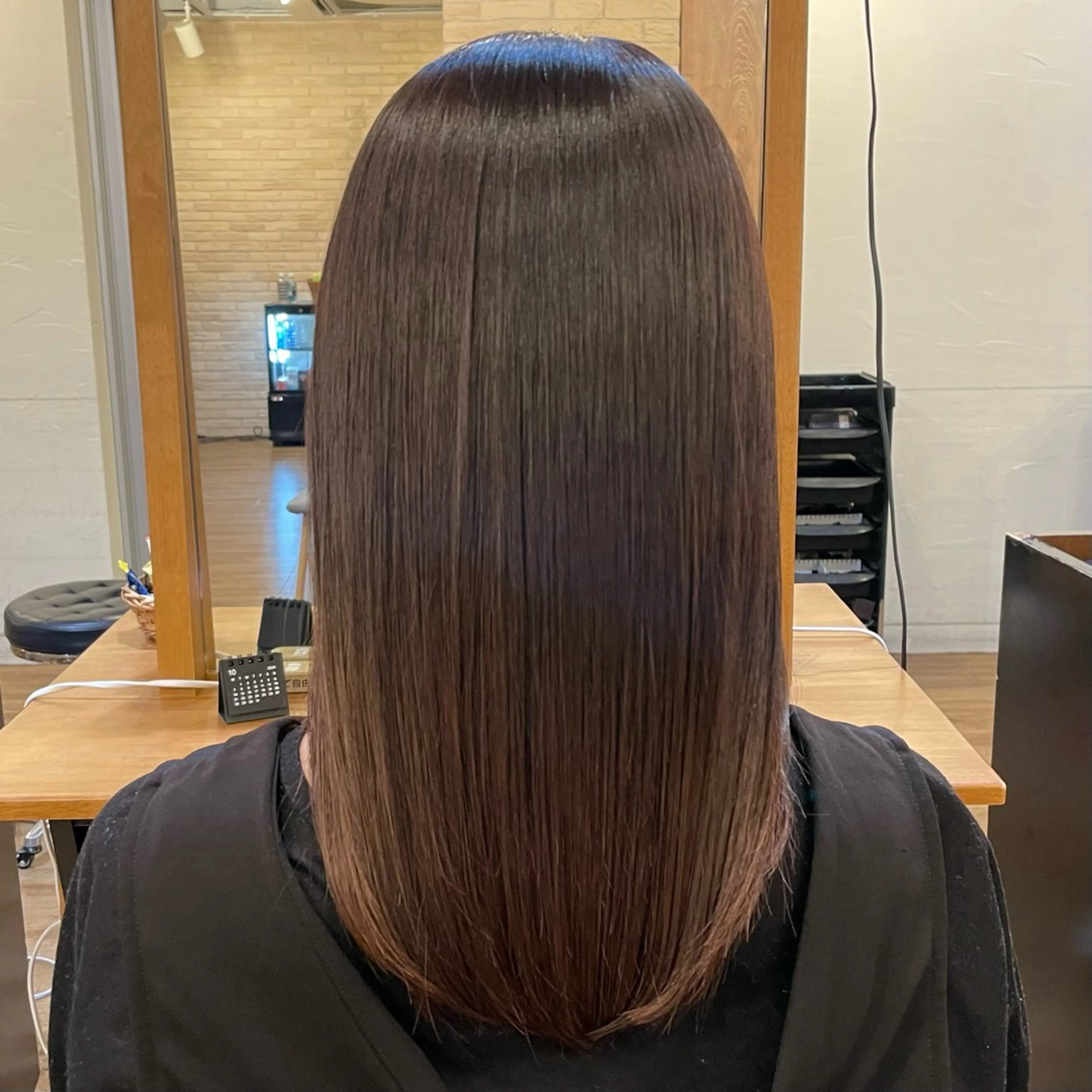 セミロング 髪質改善カラー＆ 縮毛矯正　石井良平のヘアスタイル