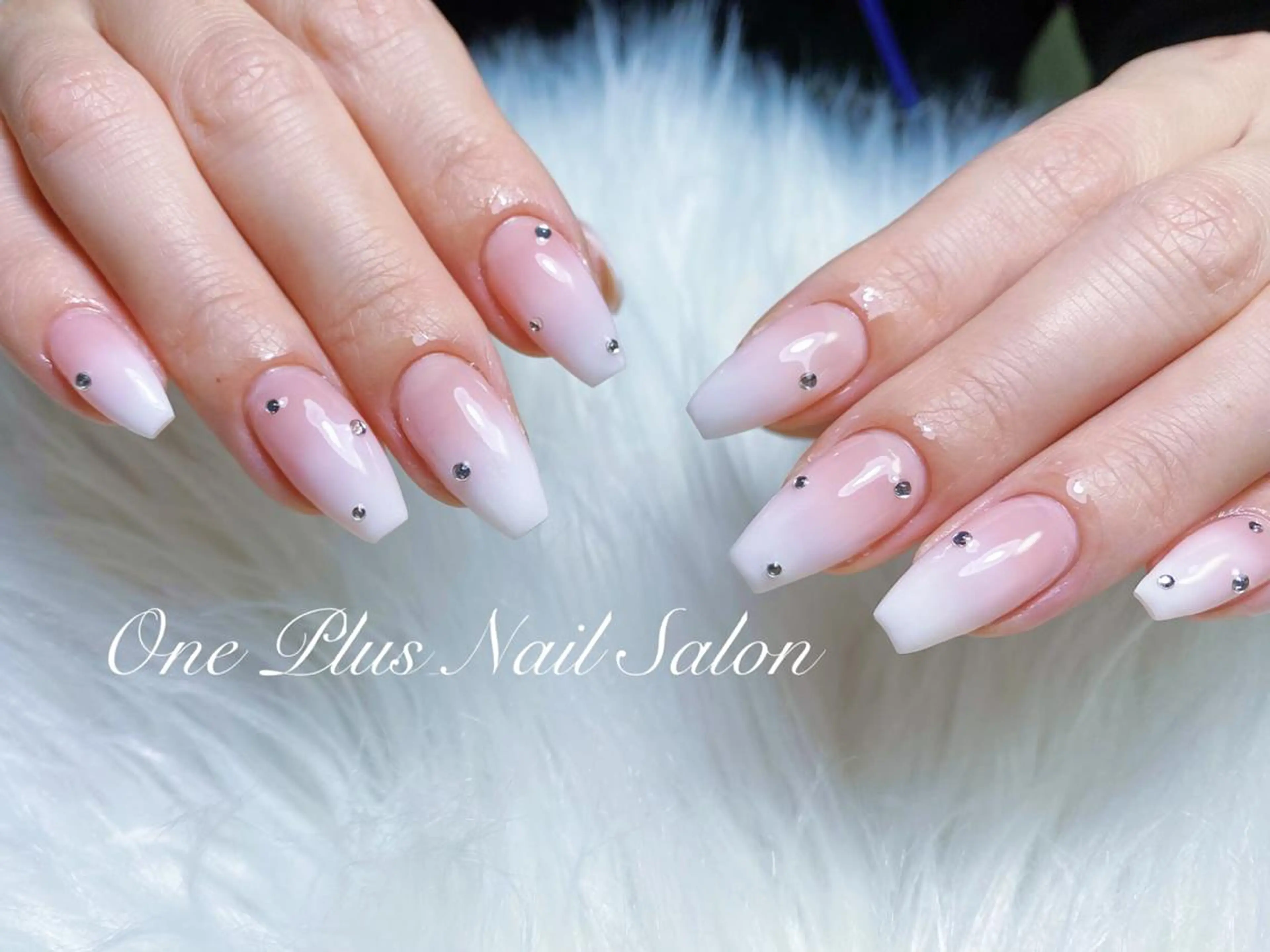 ネイル One Plus キキのネイルデザイン