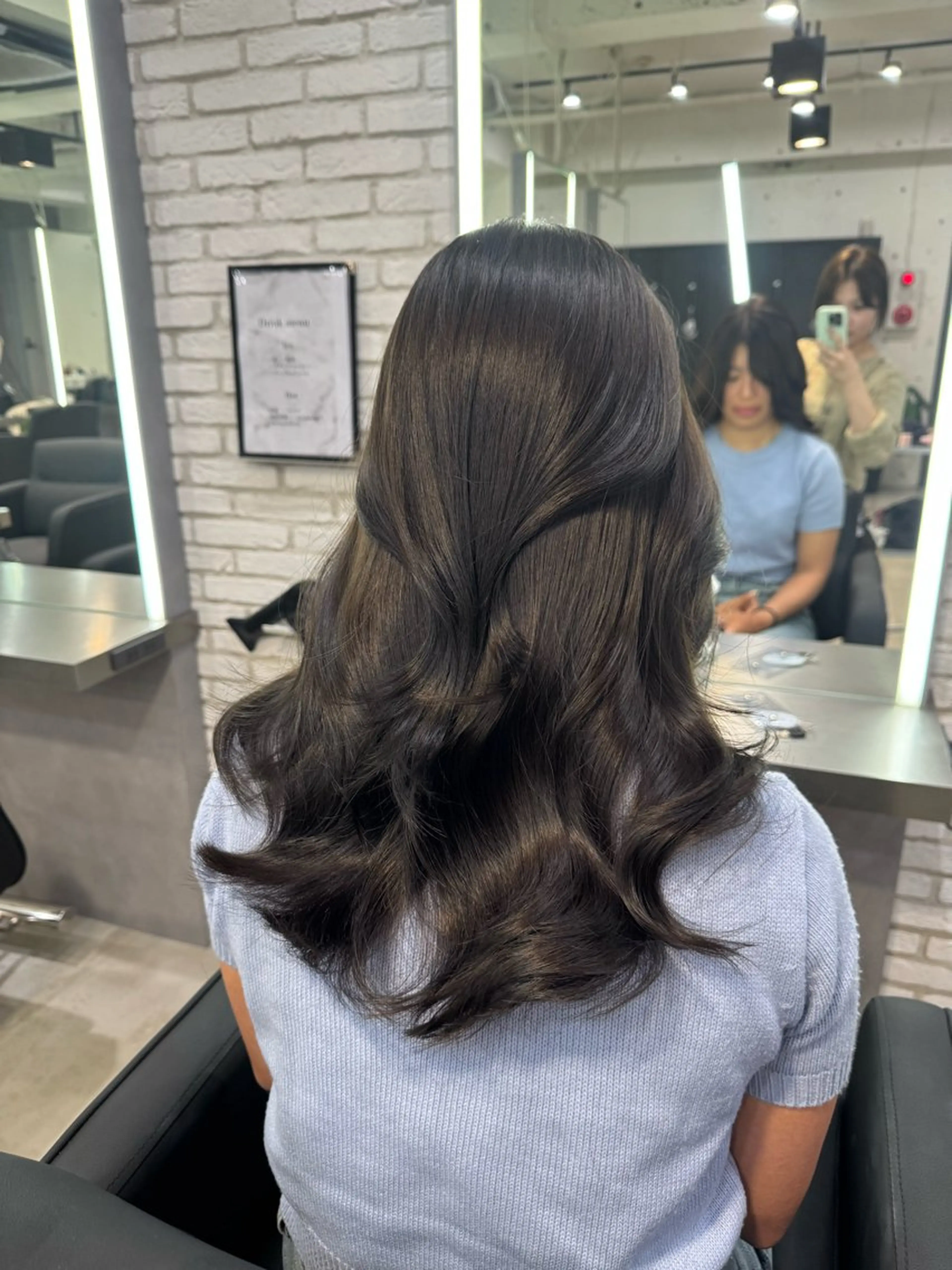 ミディアム カラー 艶カラー♡クール トレンドヘア♡アユミのヘアスタイル