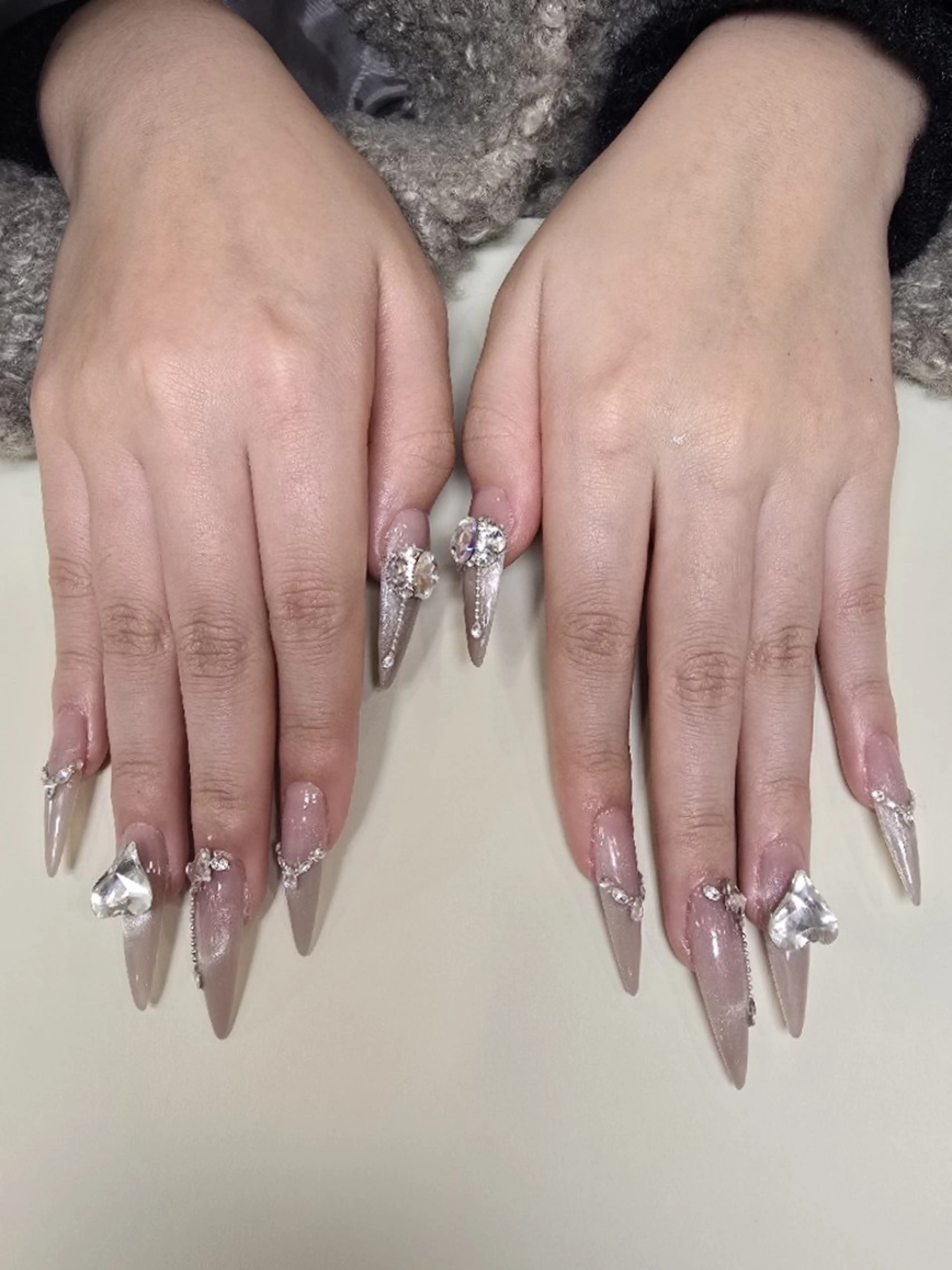 ネイル ハンドネイル オオコウチ シオリのネイルデザイン