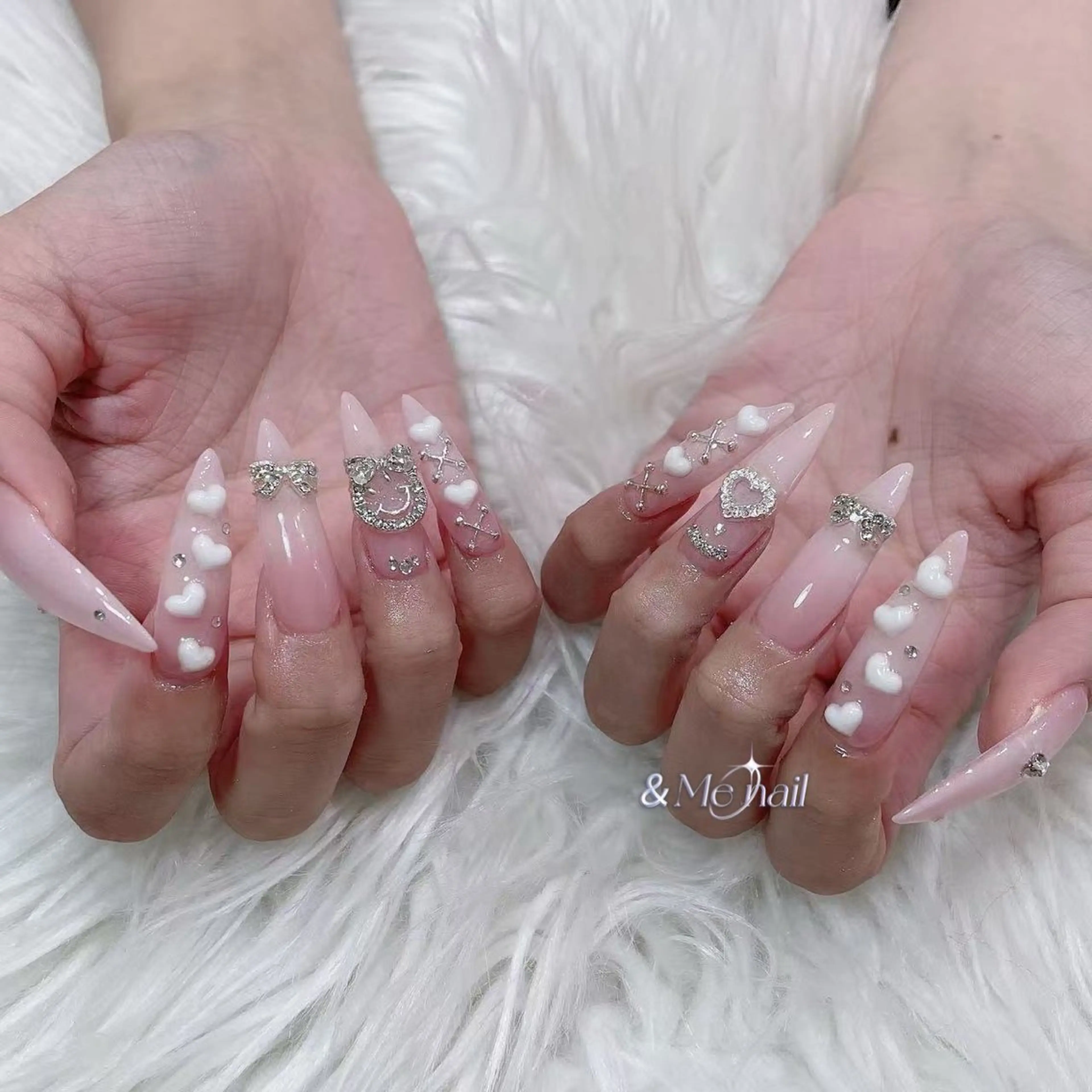 ネイル ハンドネイル ＆ME ネイルサロンのネイルデザイン