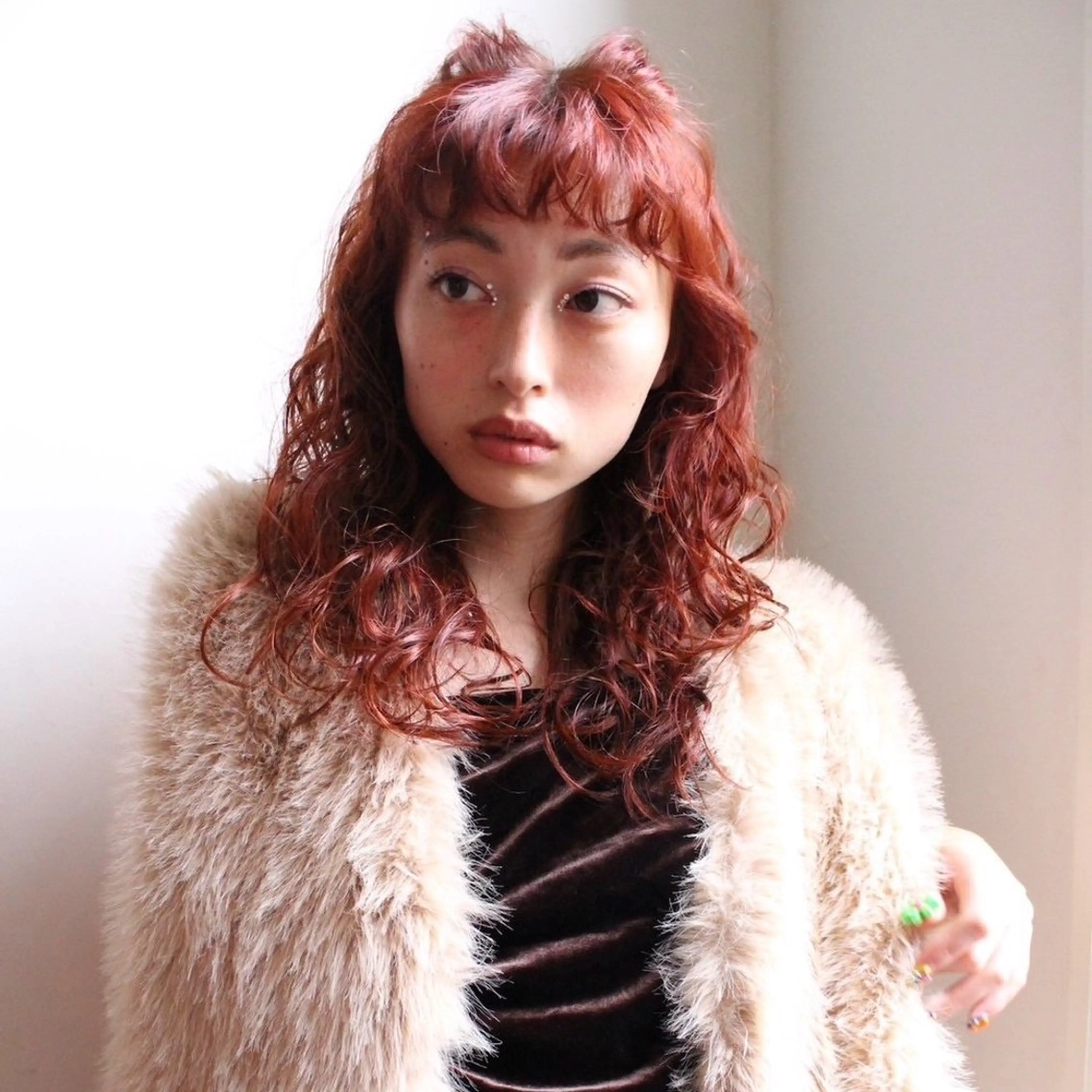 セミロング ヘアカラー 伊藤ほのか /パーマ/ショートのヘアスタイル