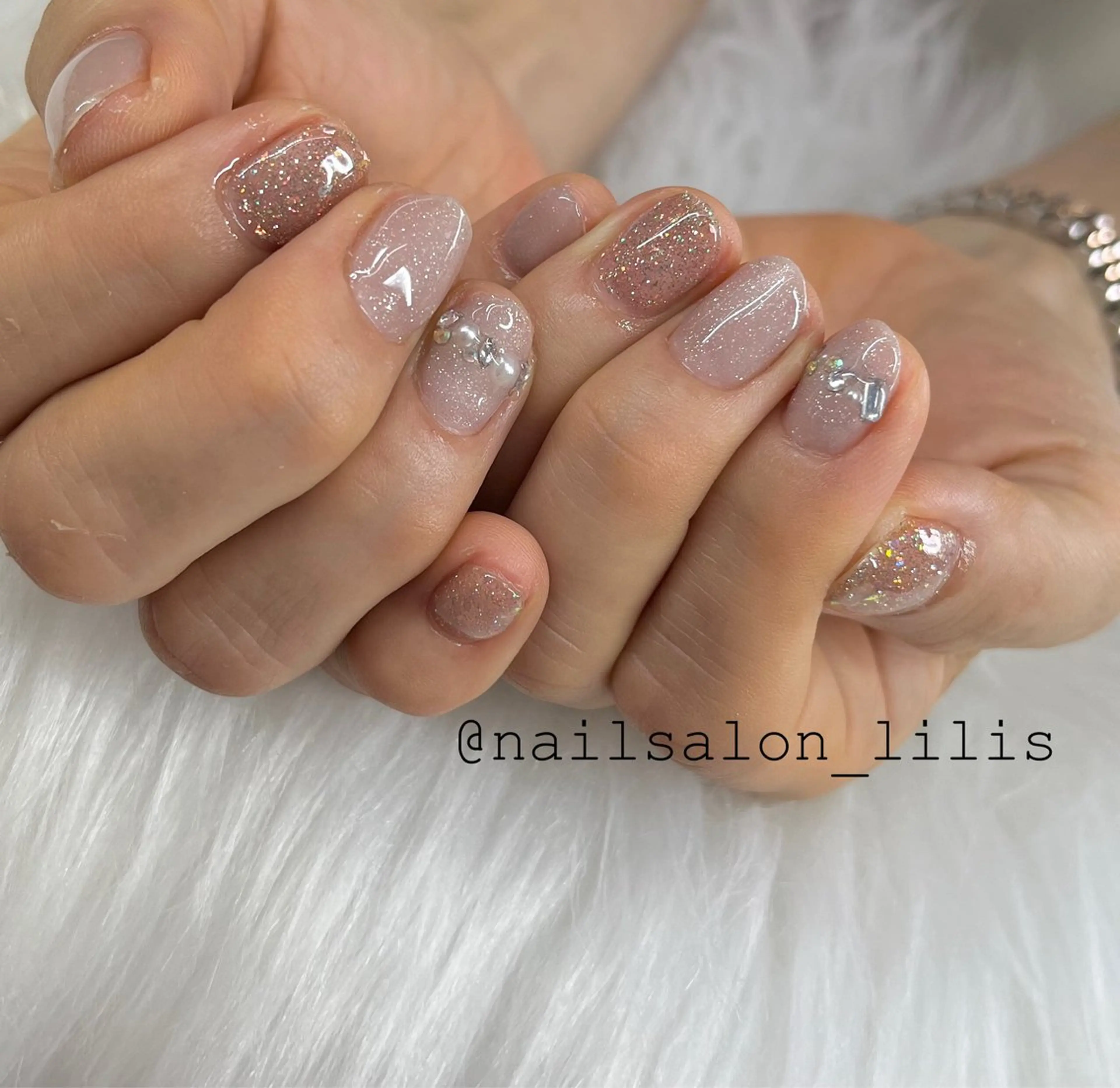 ネイル フラッシュネイル ハンドネイル nailsalon lilis所属・nailsalon Lilisのネイルデザイン