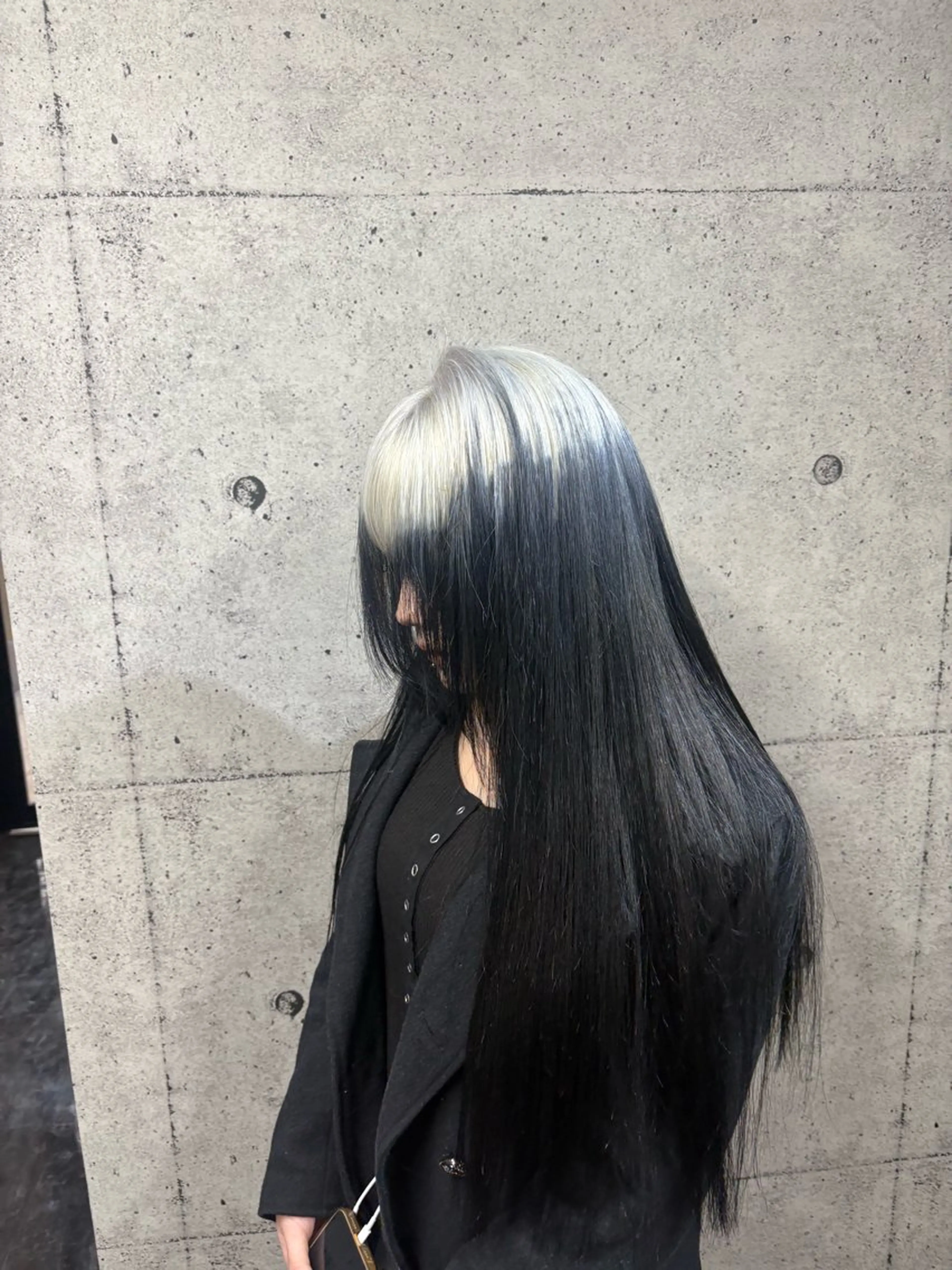 «流行りのデザインカラー»⚡️ルーツカラー⚡️ブリーチ2回+フルカラーの写真