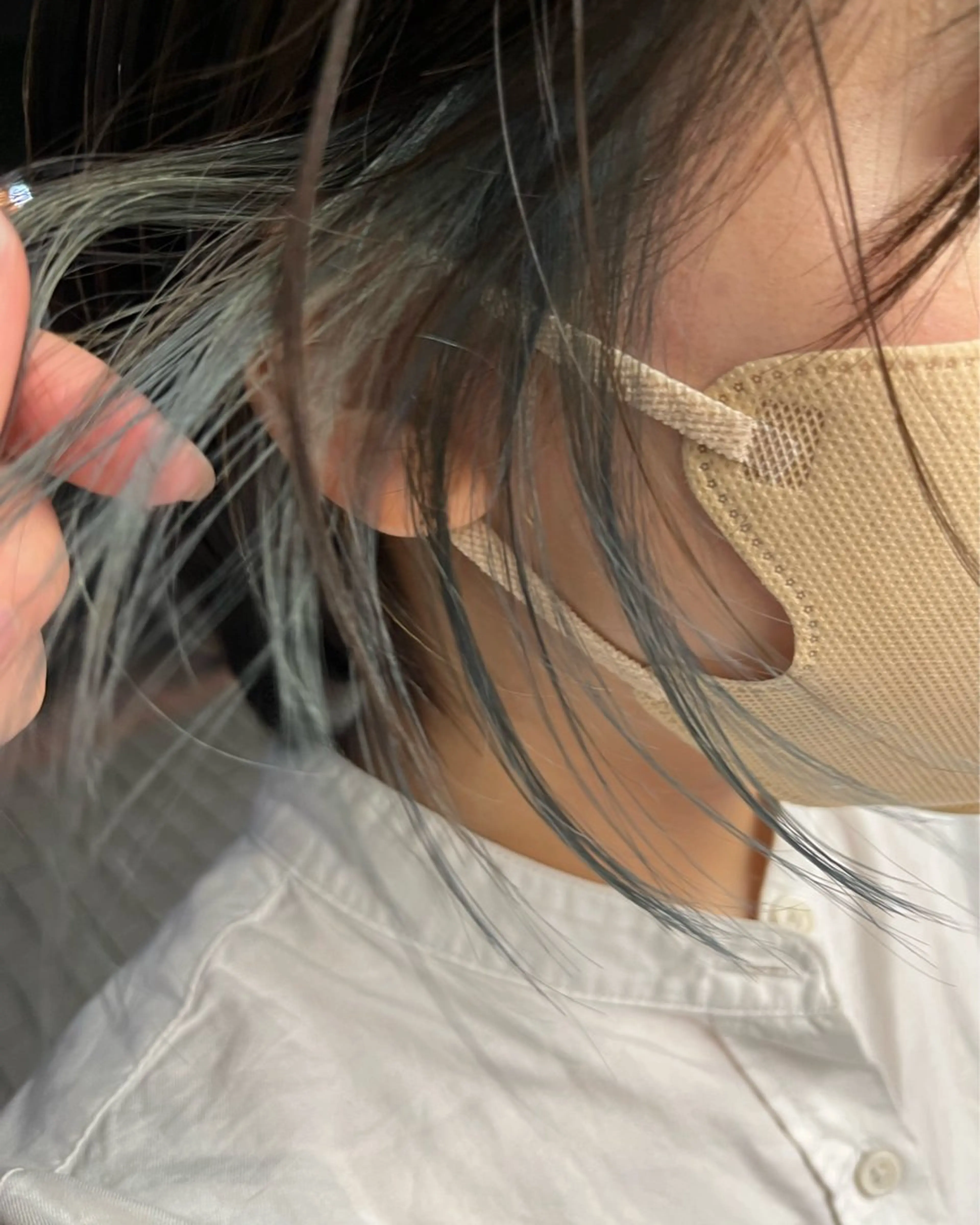 カラー イヤリングカラー films所属・AYA/films 韓国/レイヤー／ボブのヘアスタイル