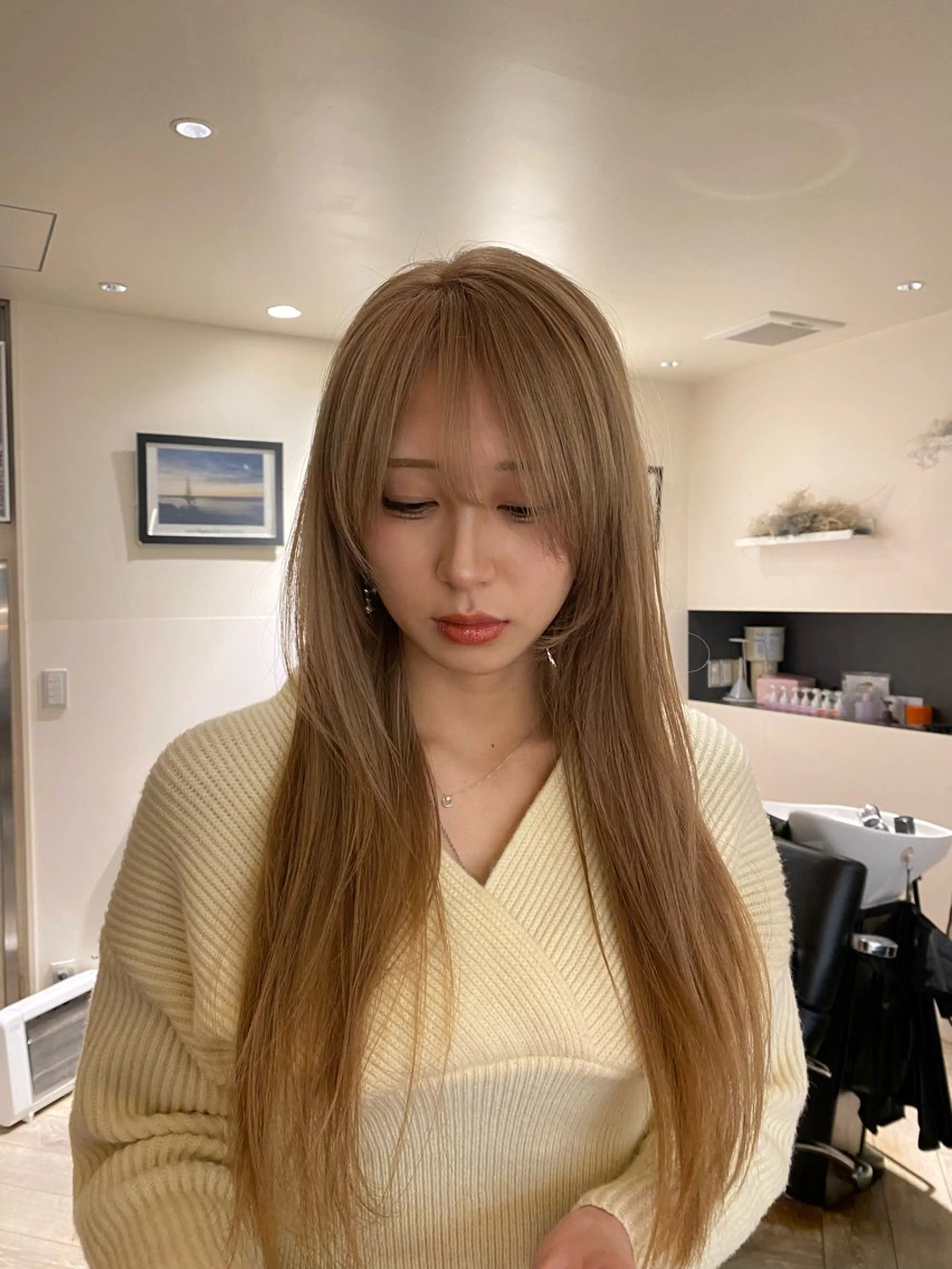 ロング カラー ブリーチ ヘアカラー ナチュラルヘア🫧 ナナミのヘアスタイル