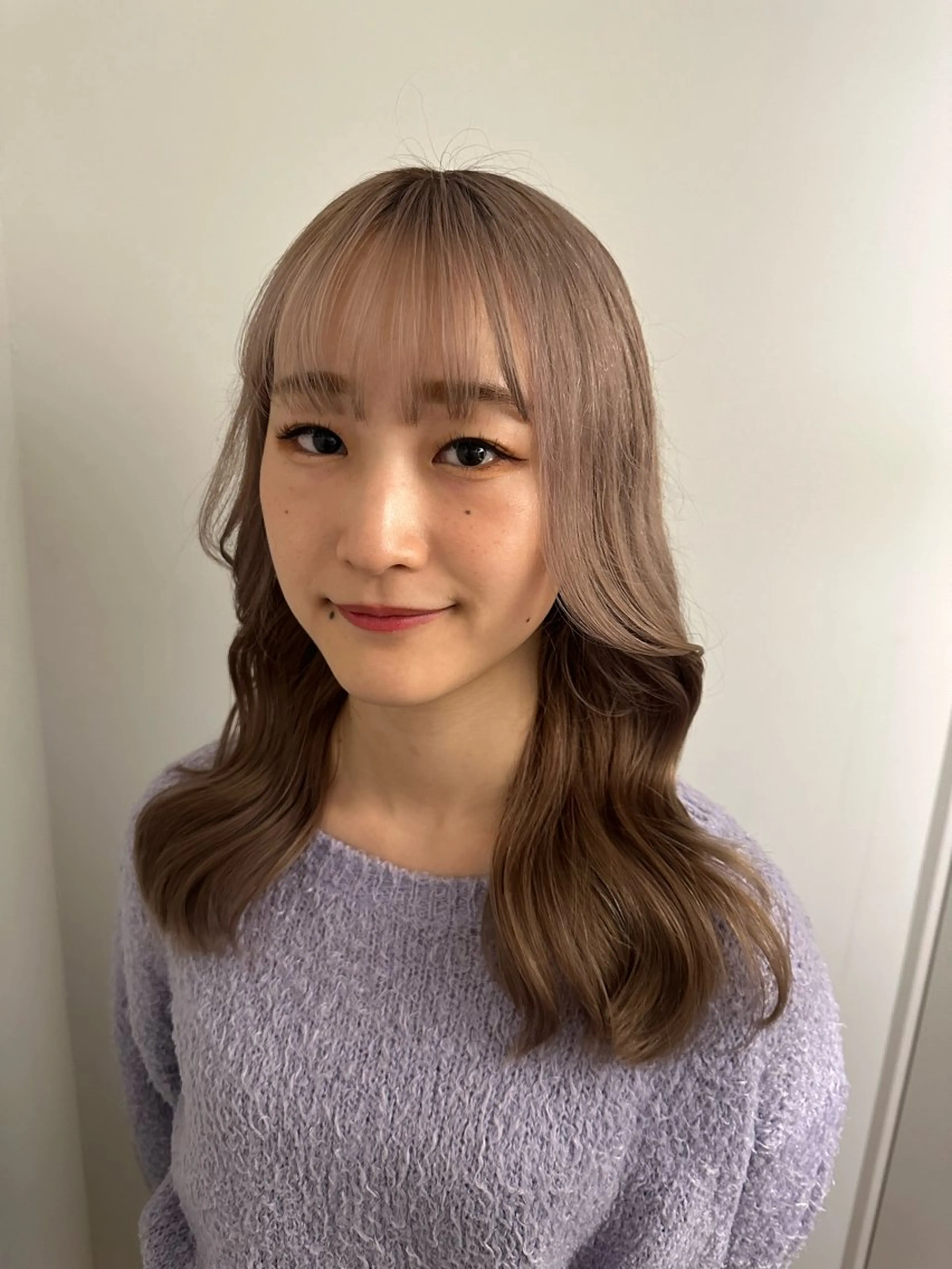 ロング カット ヘアカラー トリートメント Hana ハイトーン🕯🩰のヘアスタイル